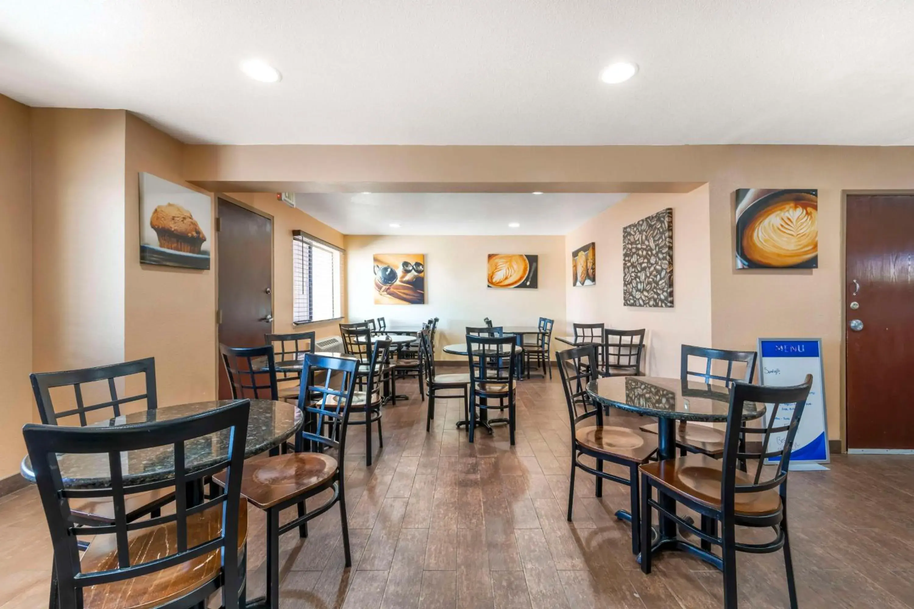 Breakfast in Best Western Parker Inn Breakfast in Best Western Parker Inn