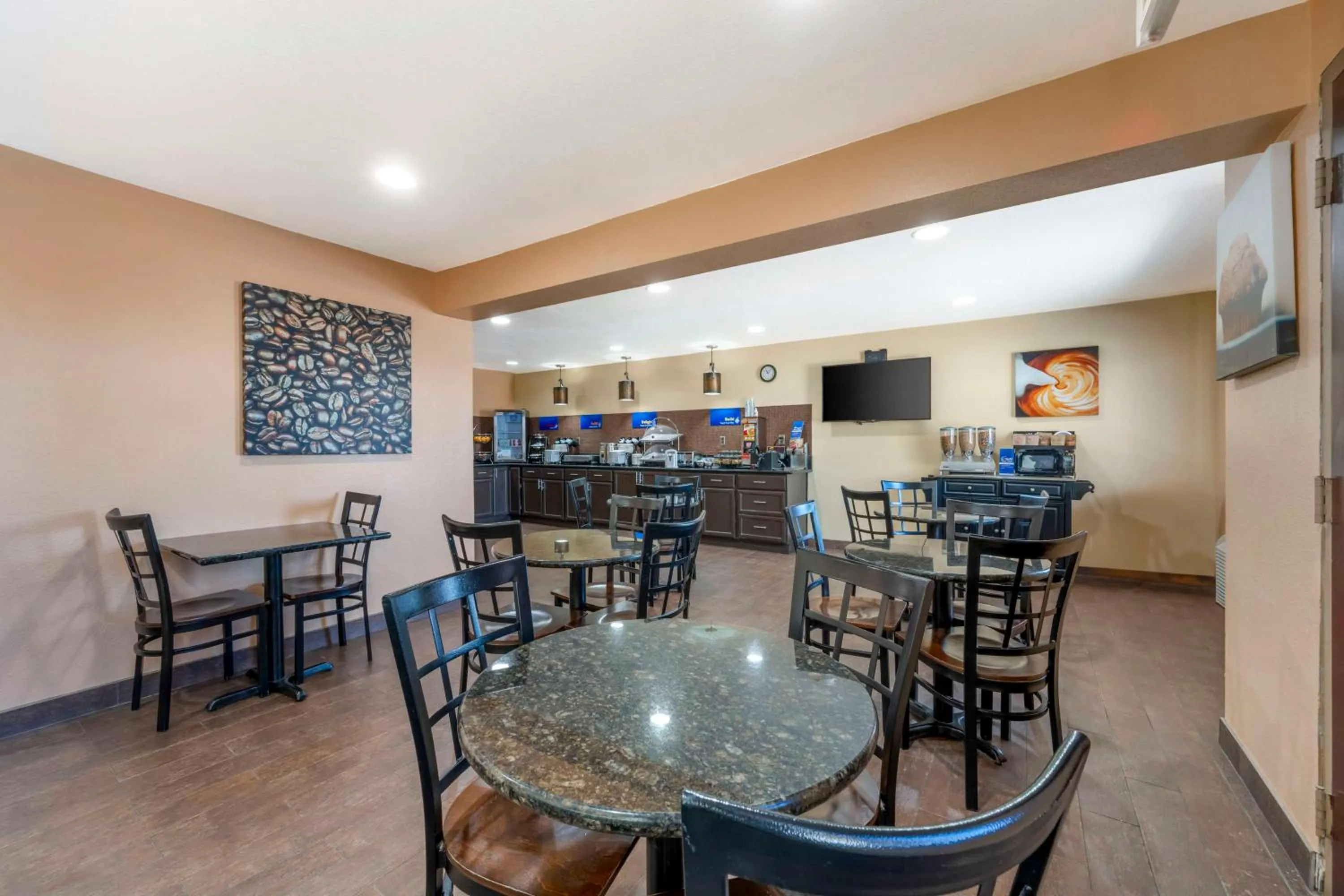 Breakfast in Best Western Parker Inn