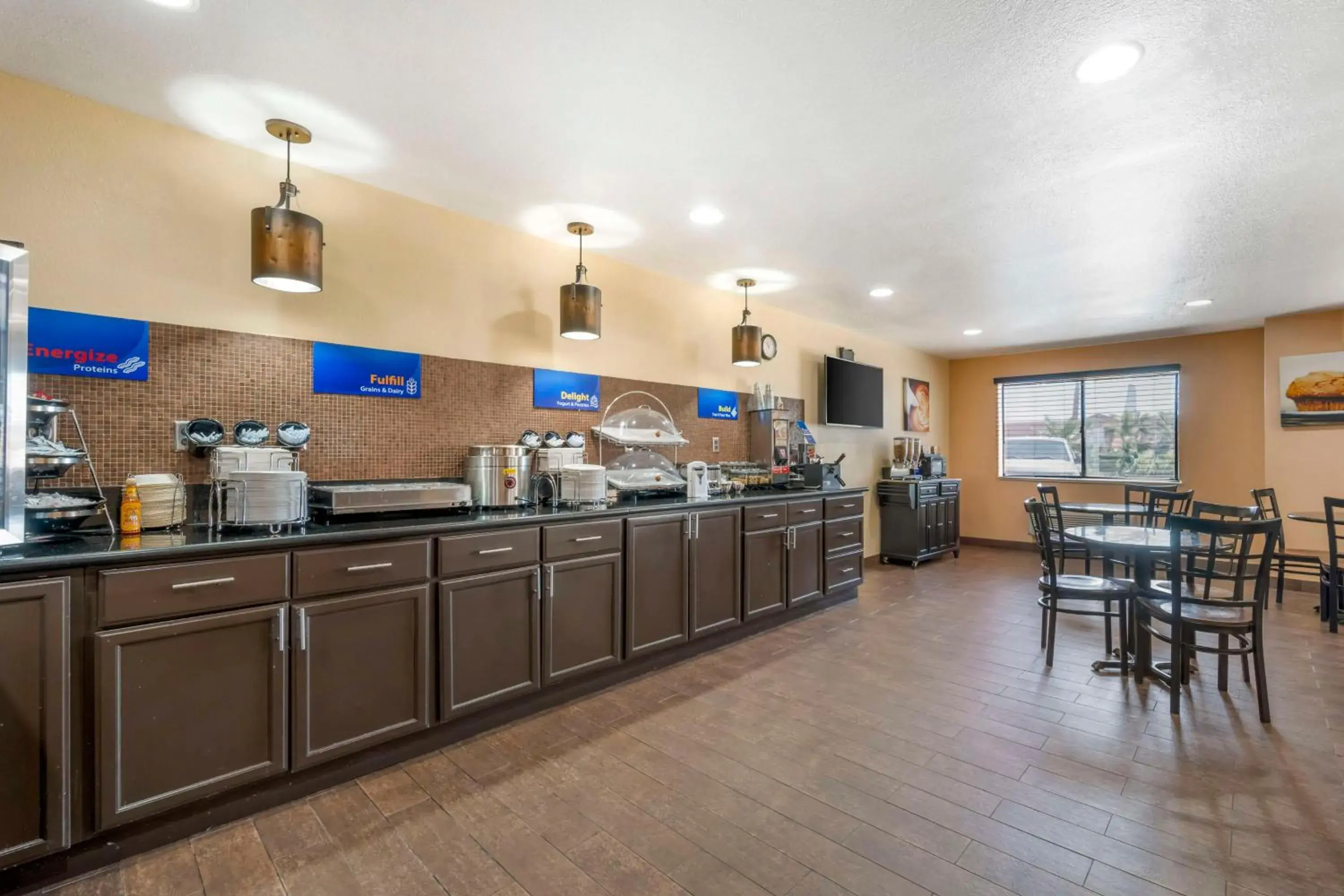 Breakfast in Best Western Parker Inn Breakfast in Best Western Parker Inn