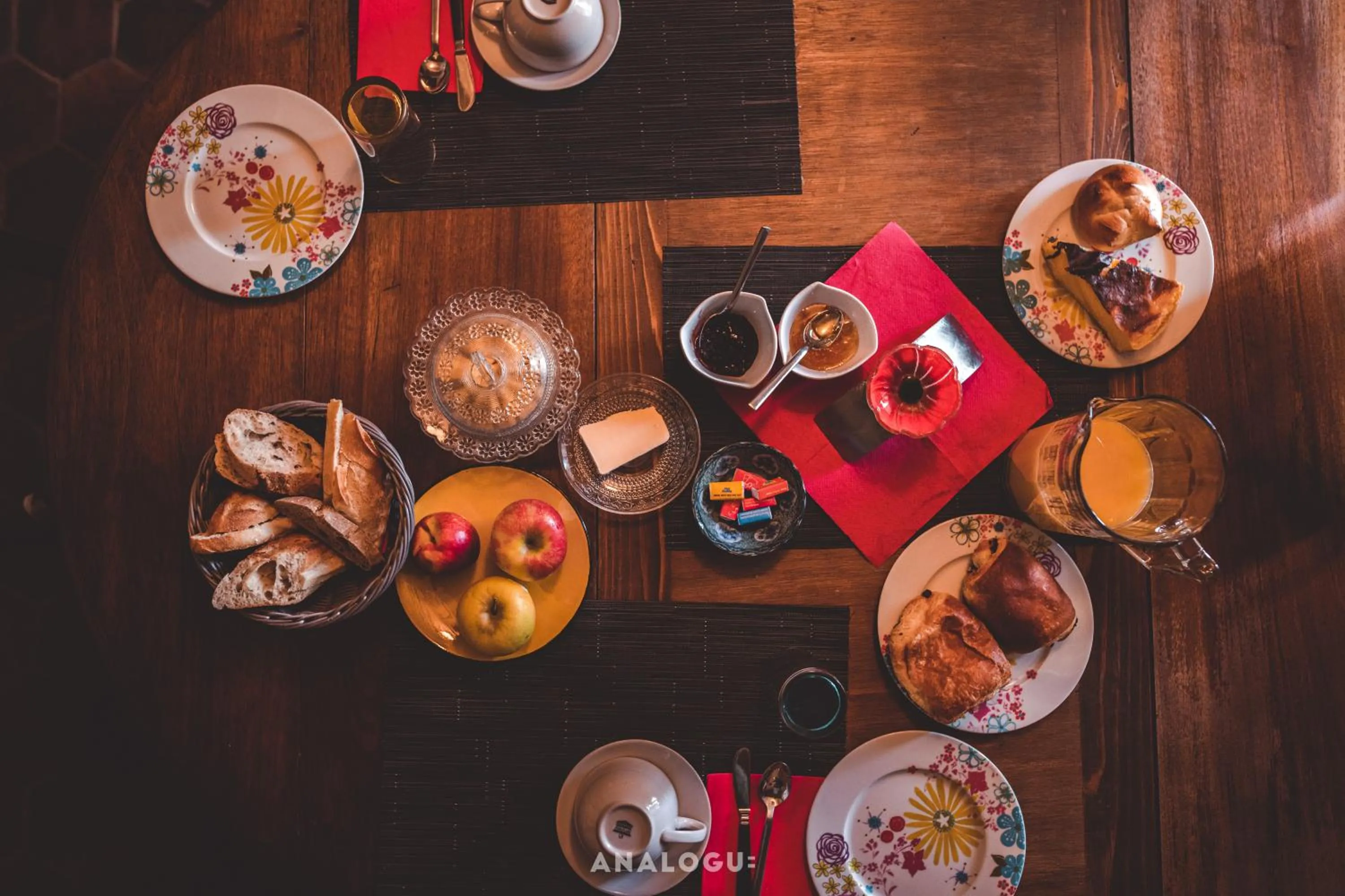 Breakfast in La maison des archers