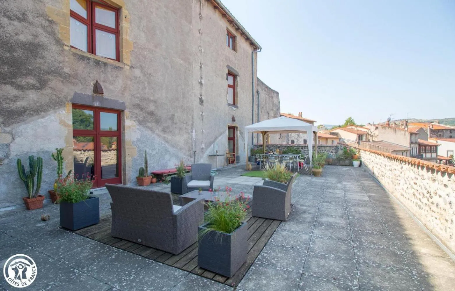 Balcony/Terrace in La maison des archers