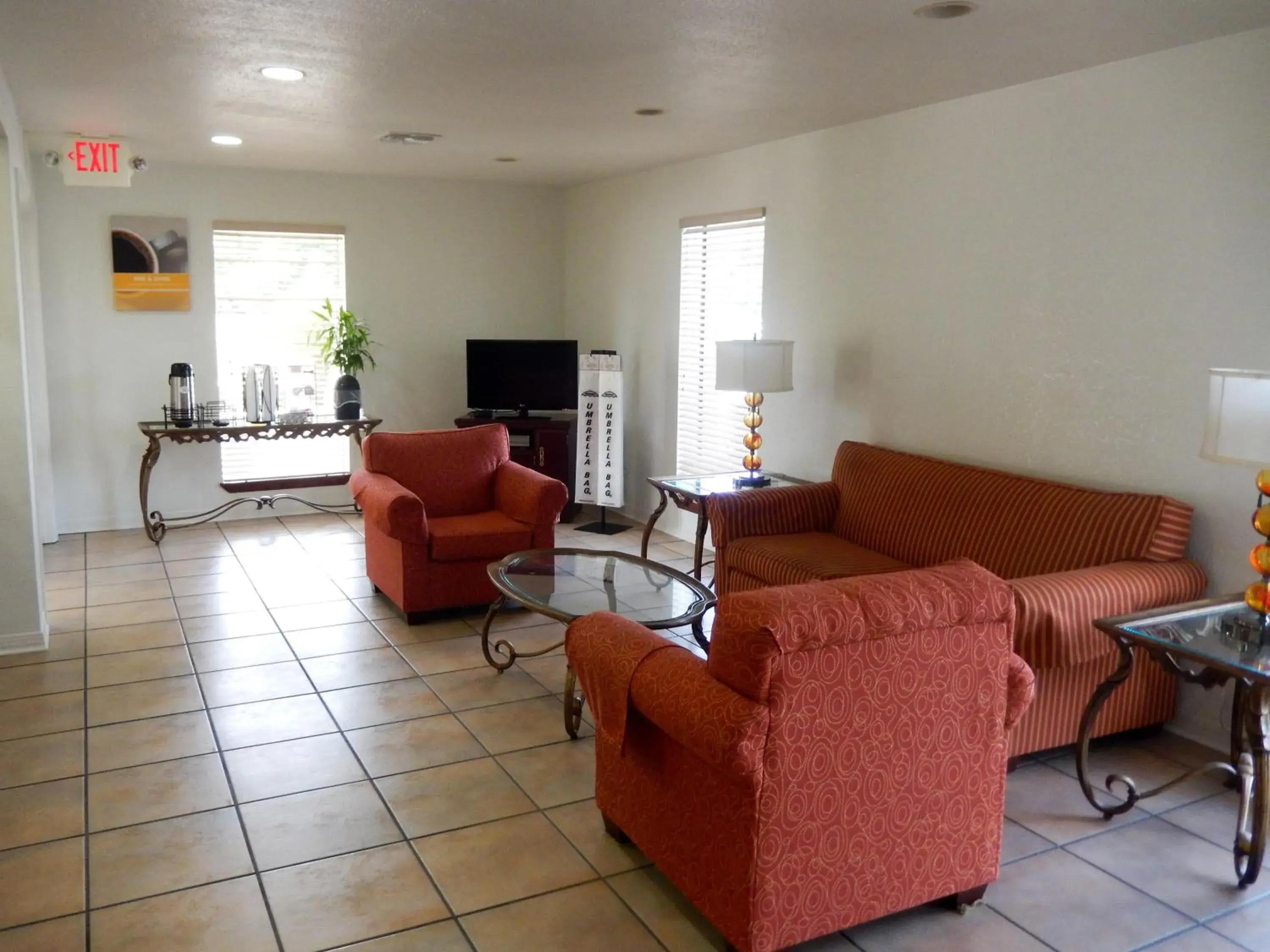 Lobby or reception in Motel 6-Luling, LA Lobby or reception in Motel 6-Luling, LA