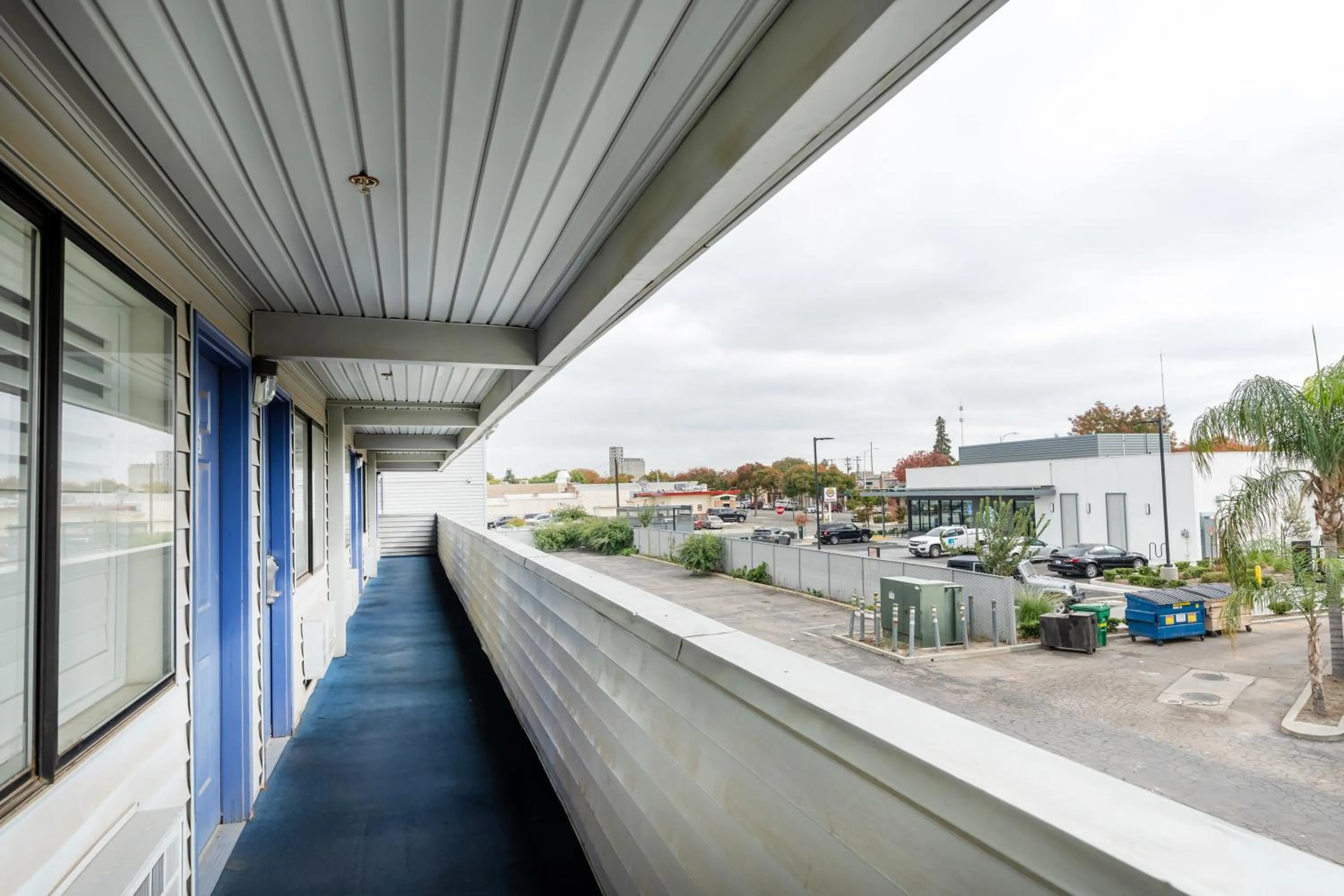 Lobby or reception in Budget Inn Corcoran Near Tulare CA 43