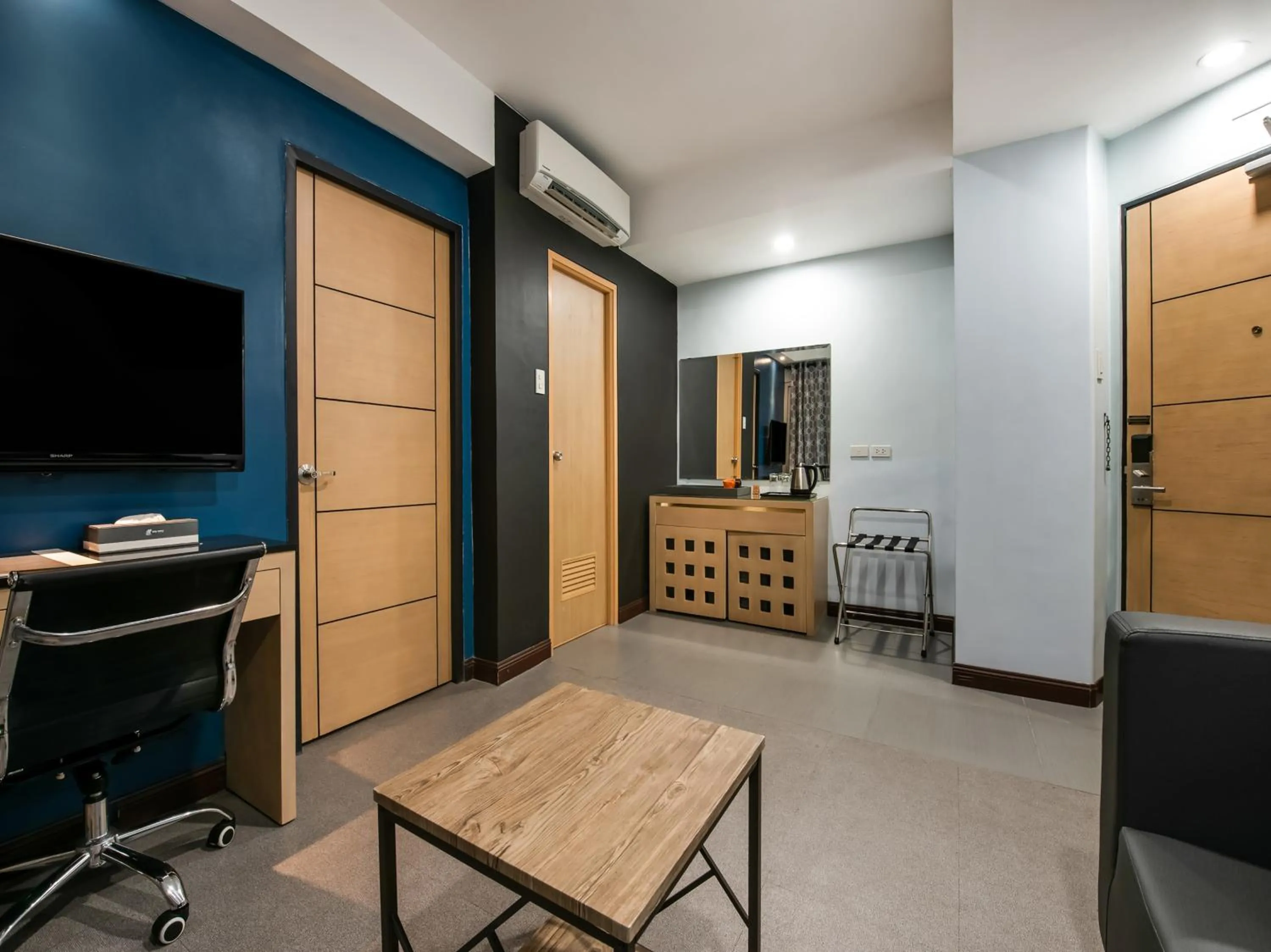 Bay Area Suites Manila