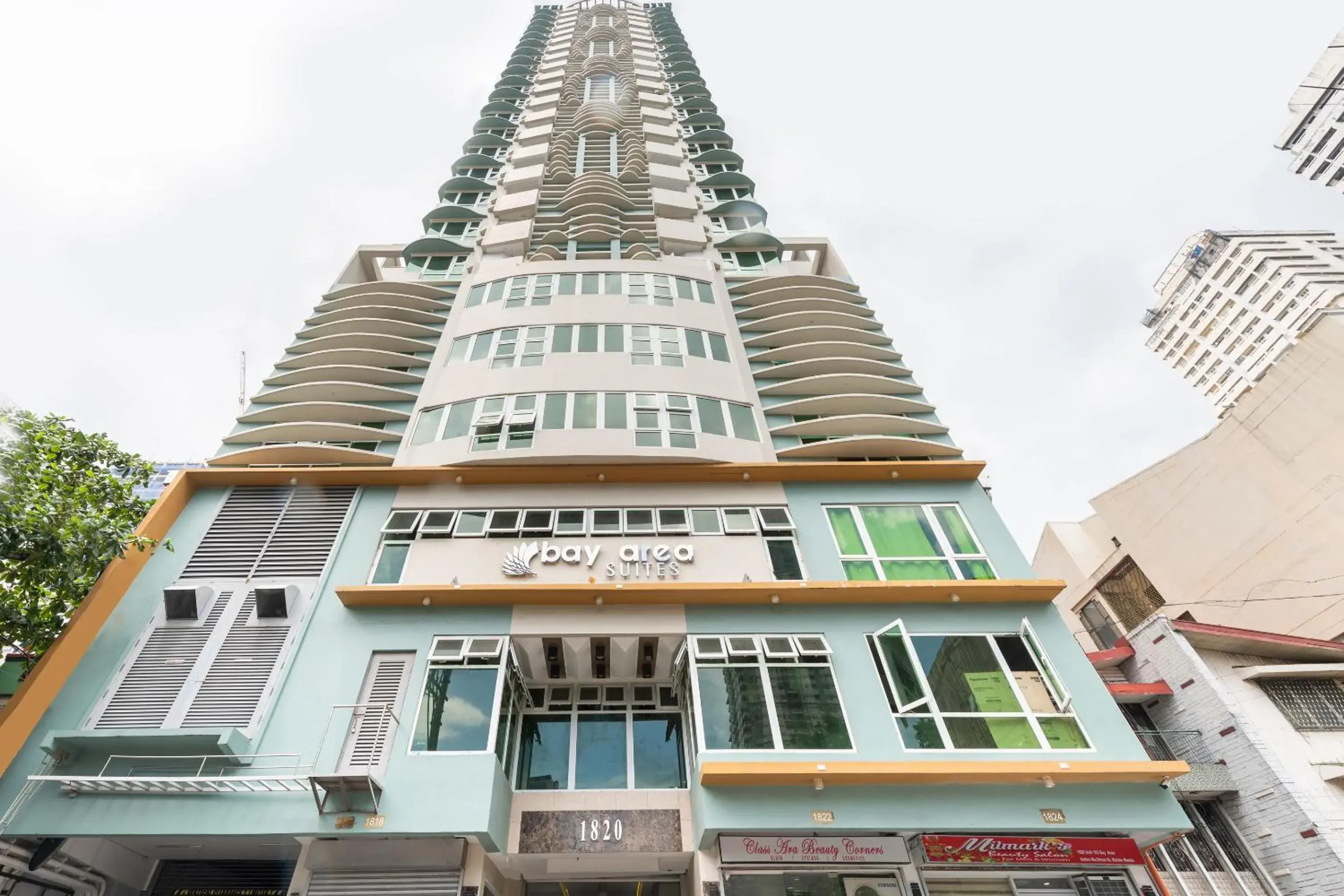 Facade/entrance in Bay Area Suites Manila Facade/entrance in Bay Area Suites Manila