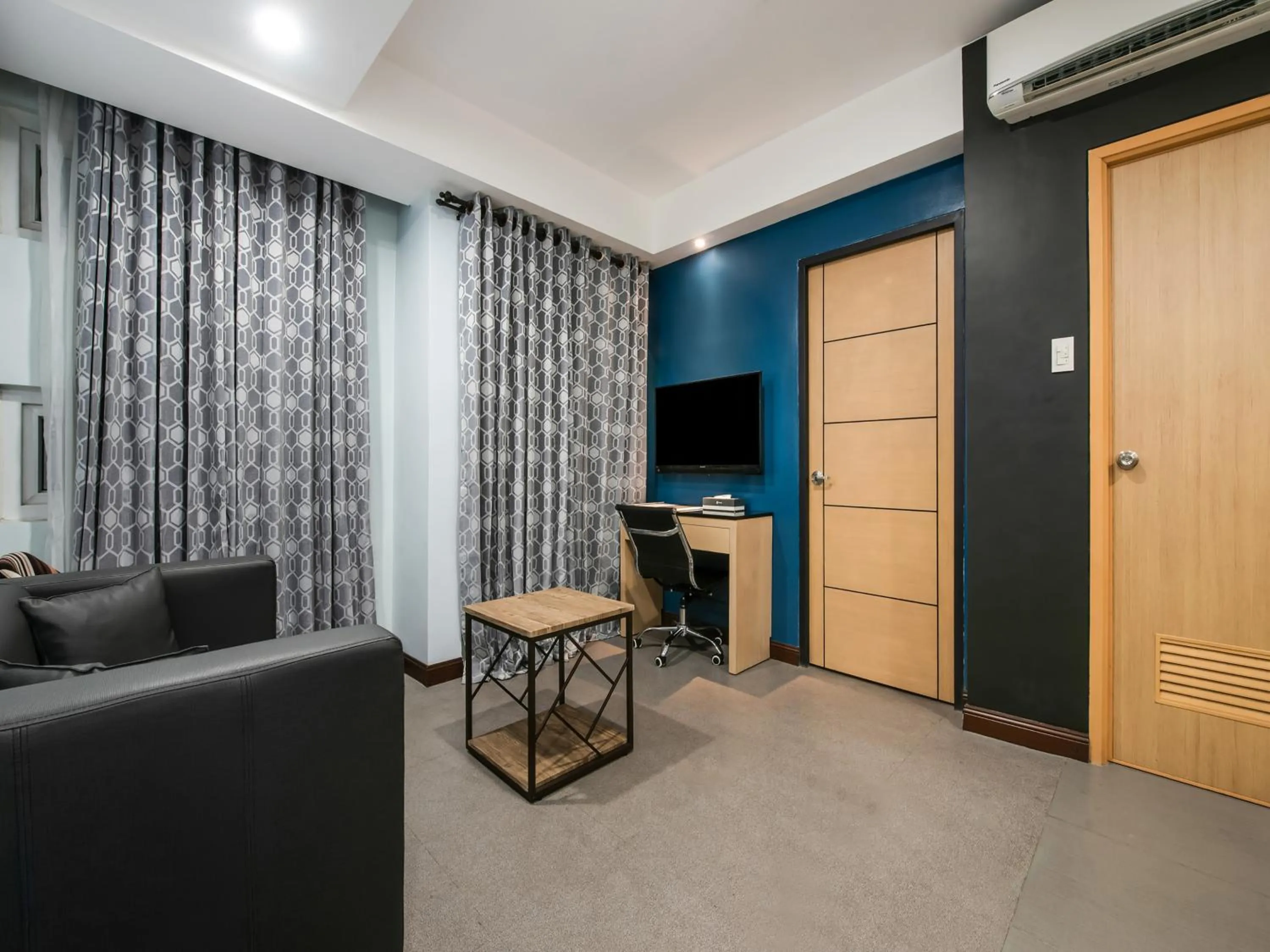 Bay Area Suites Manila