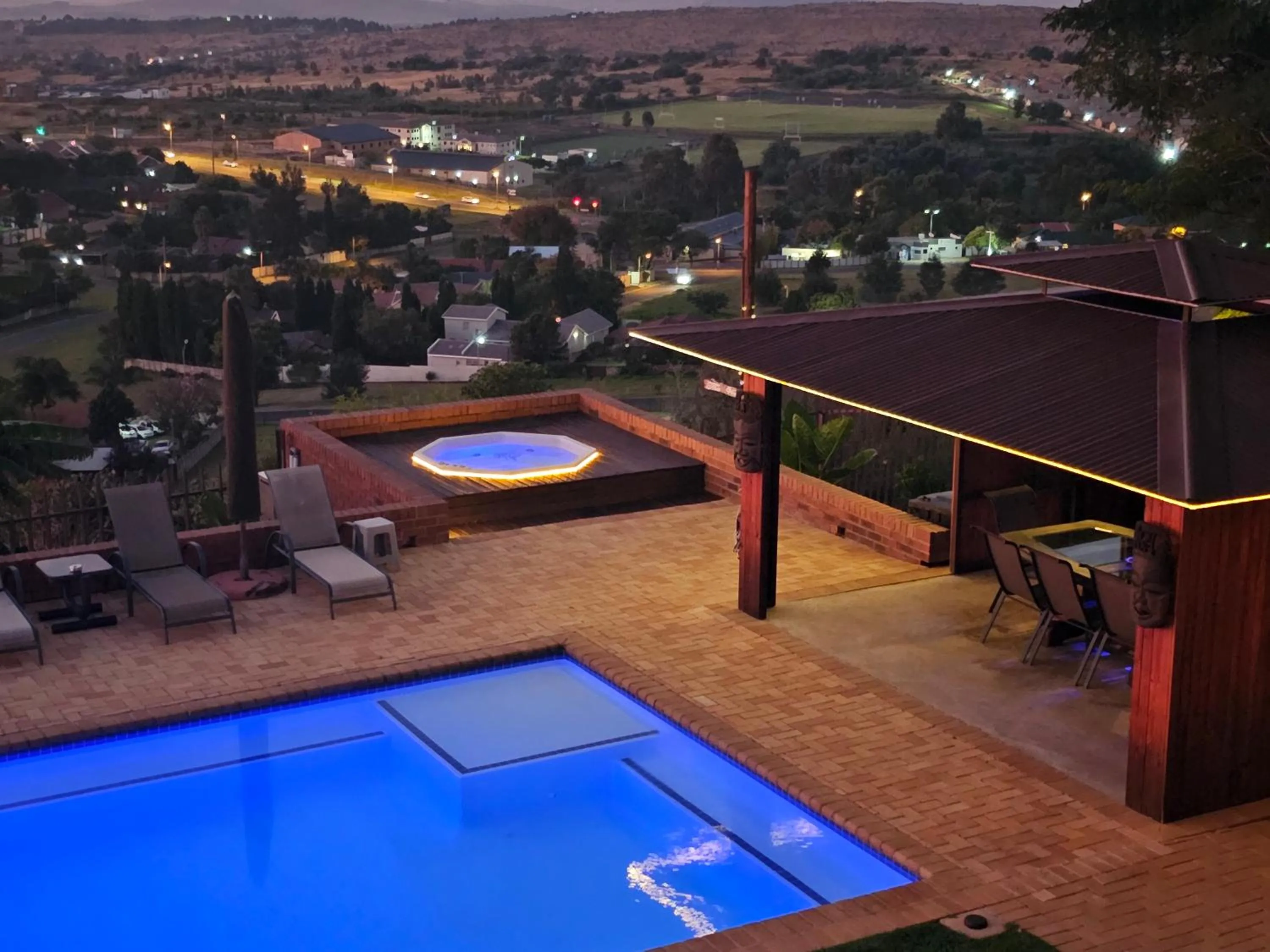 Night in Weston Guest House Krugersdorp