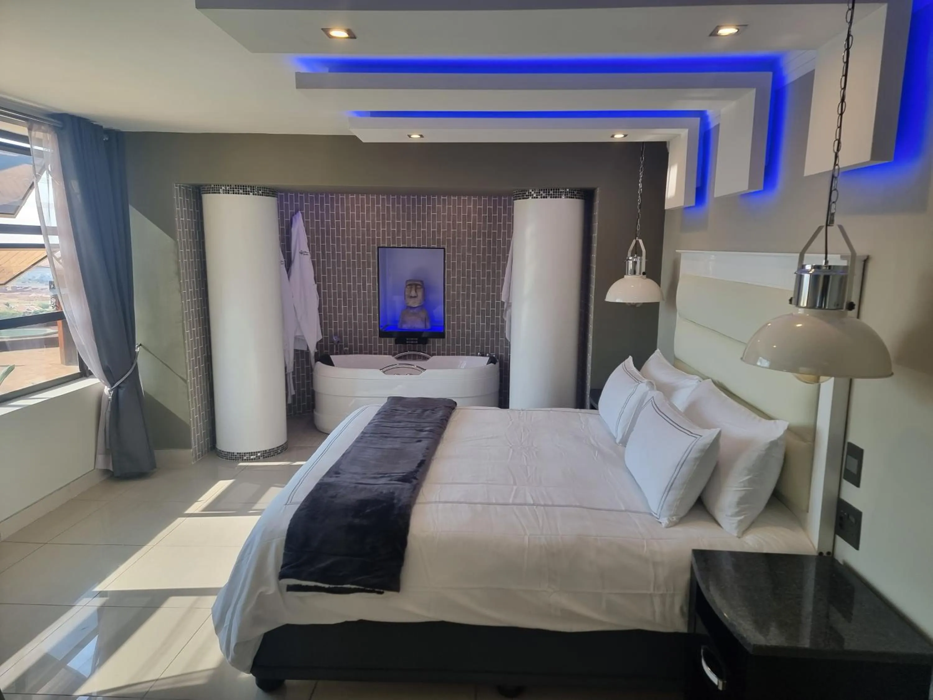 Photo of the whole room, Bed in Weston Guest House Krugersdorp