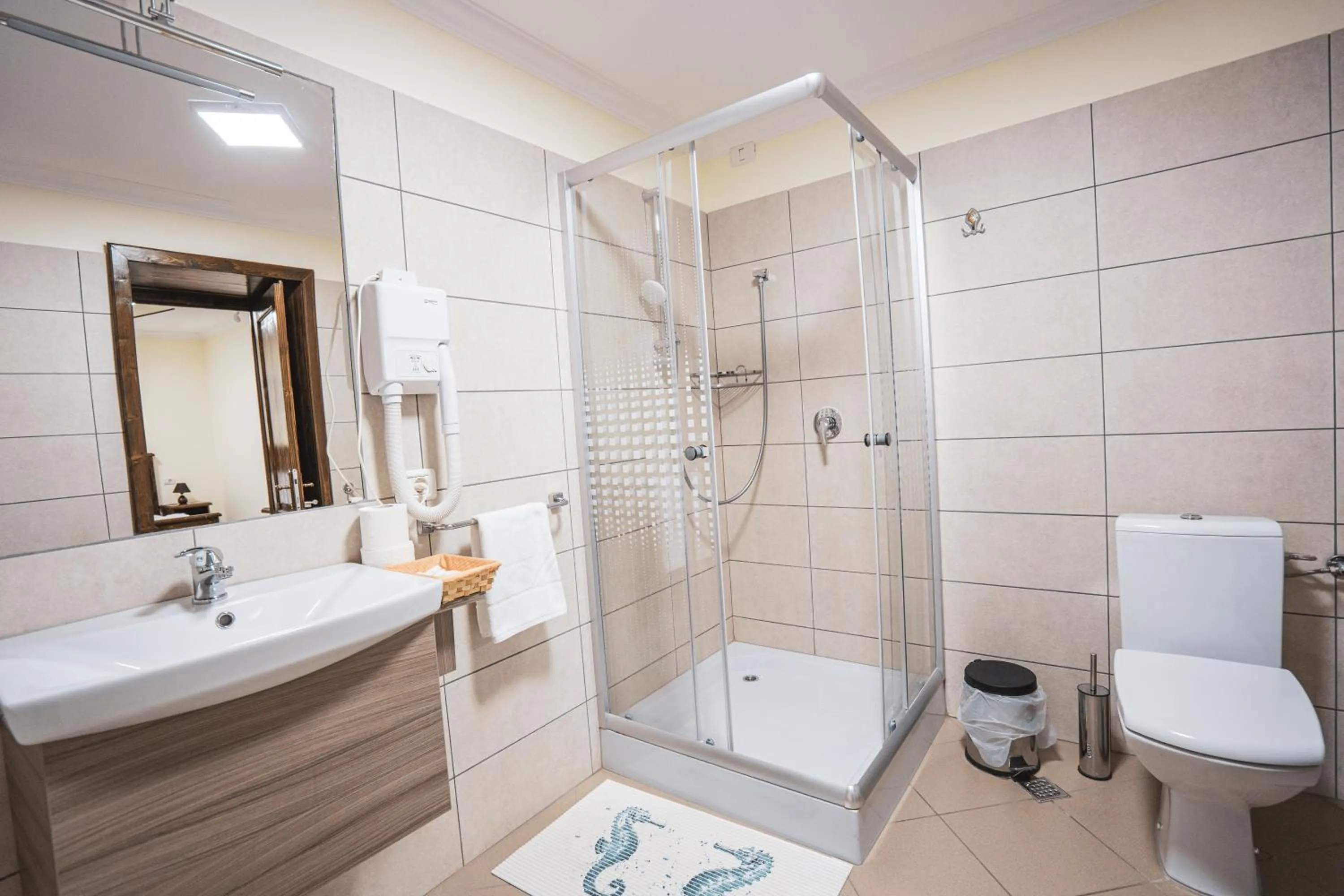 Toilet in Hotel Rabbit Bran