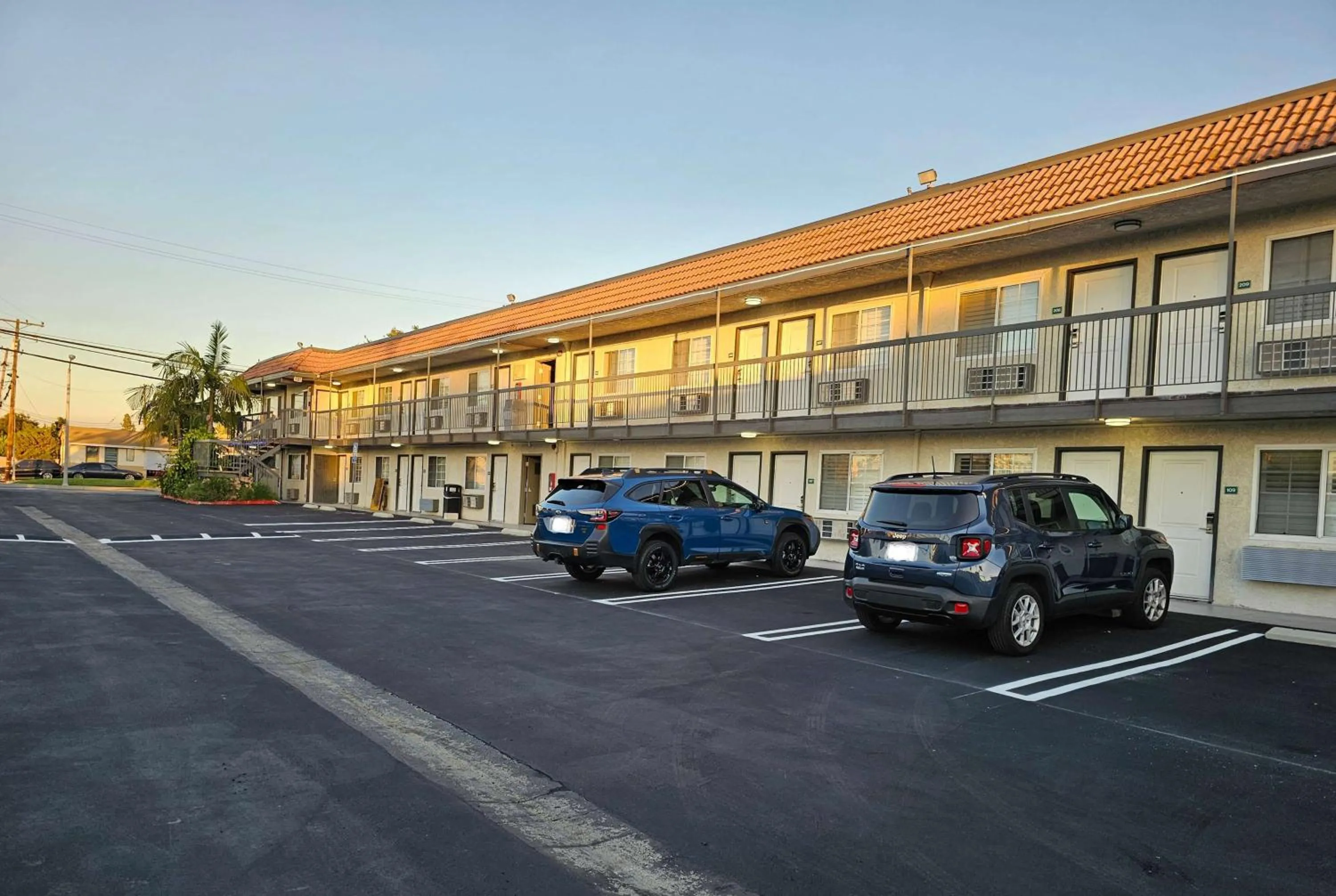 Property building in Travelodge Inn & Suites by Wyndham Fullerton