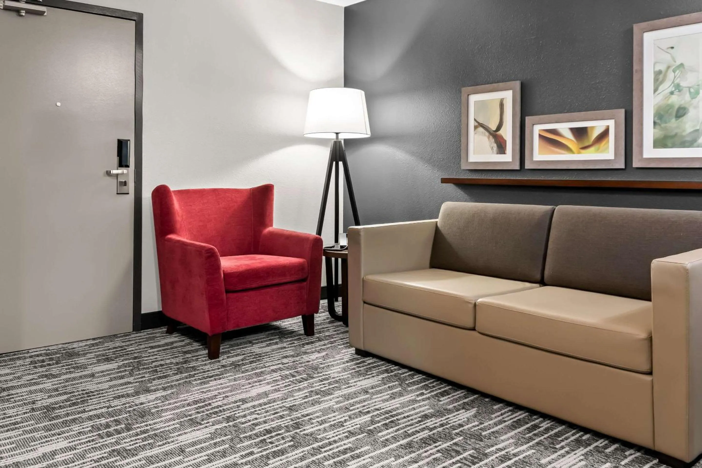 Bedroom in Country Inn & Suites by Radisson, Winnipeg, MB