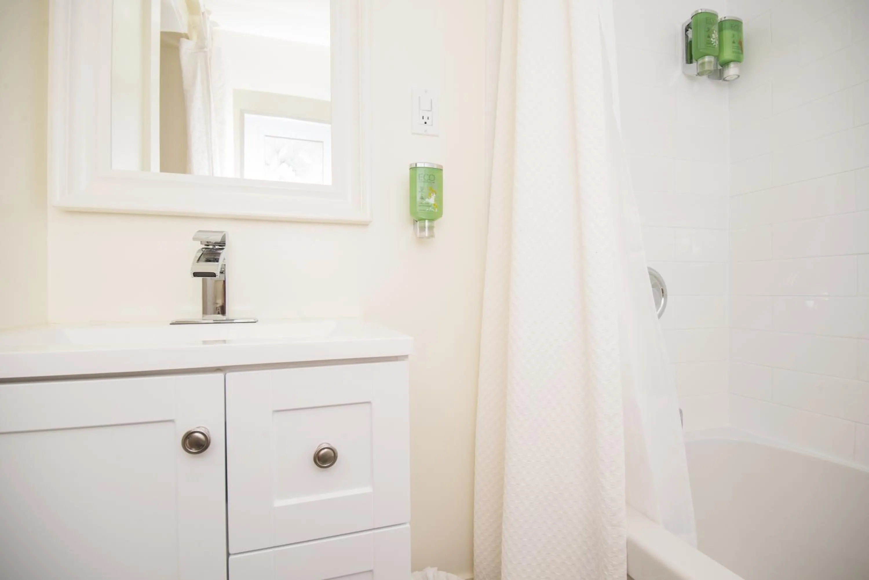 Bathroom in The Craigmyle Inn