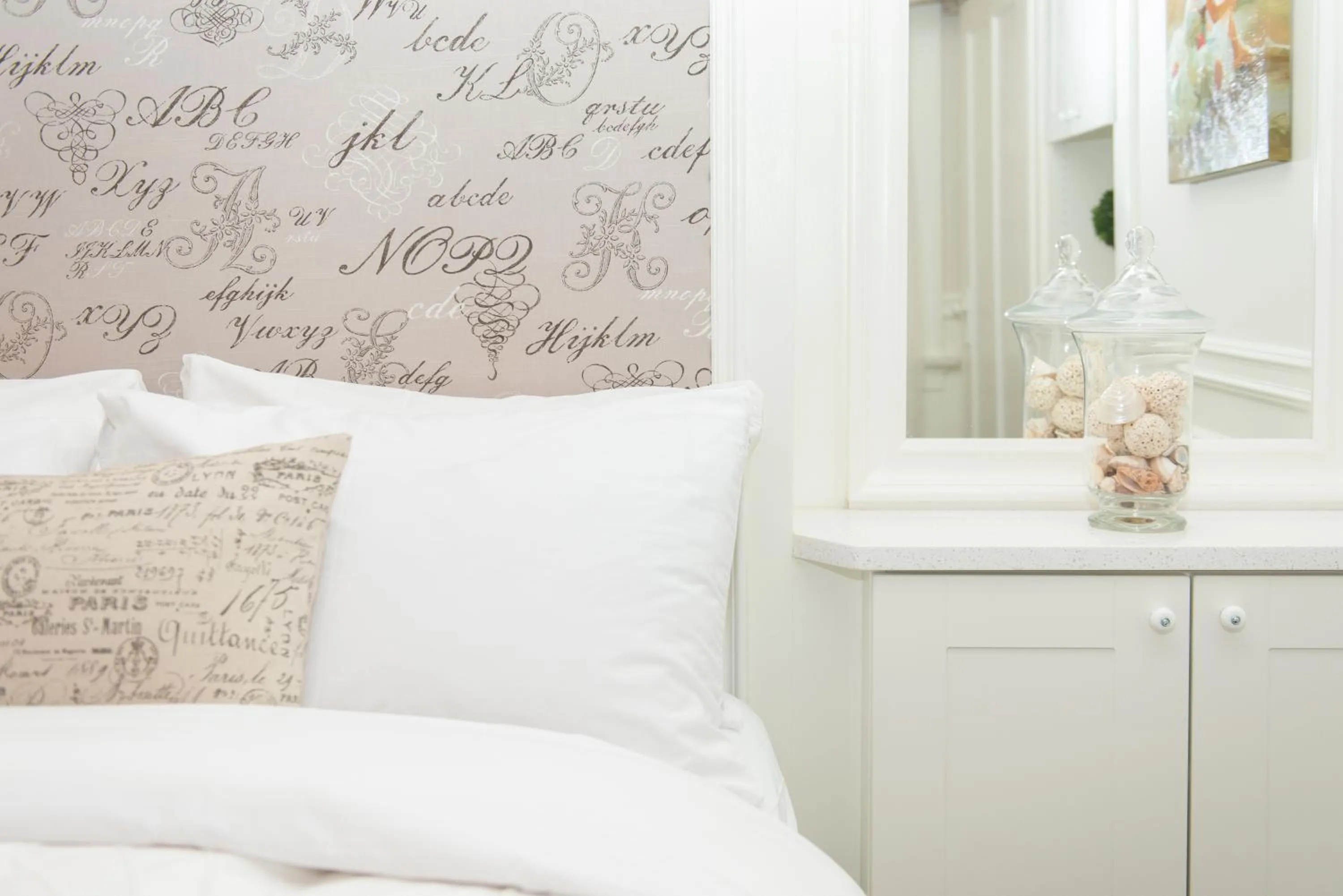 Decorative detail, Bed in The Craigmyle Inn