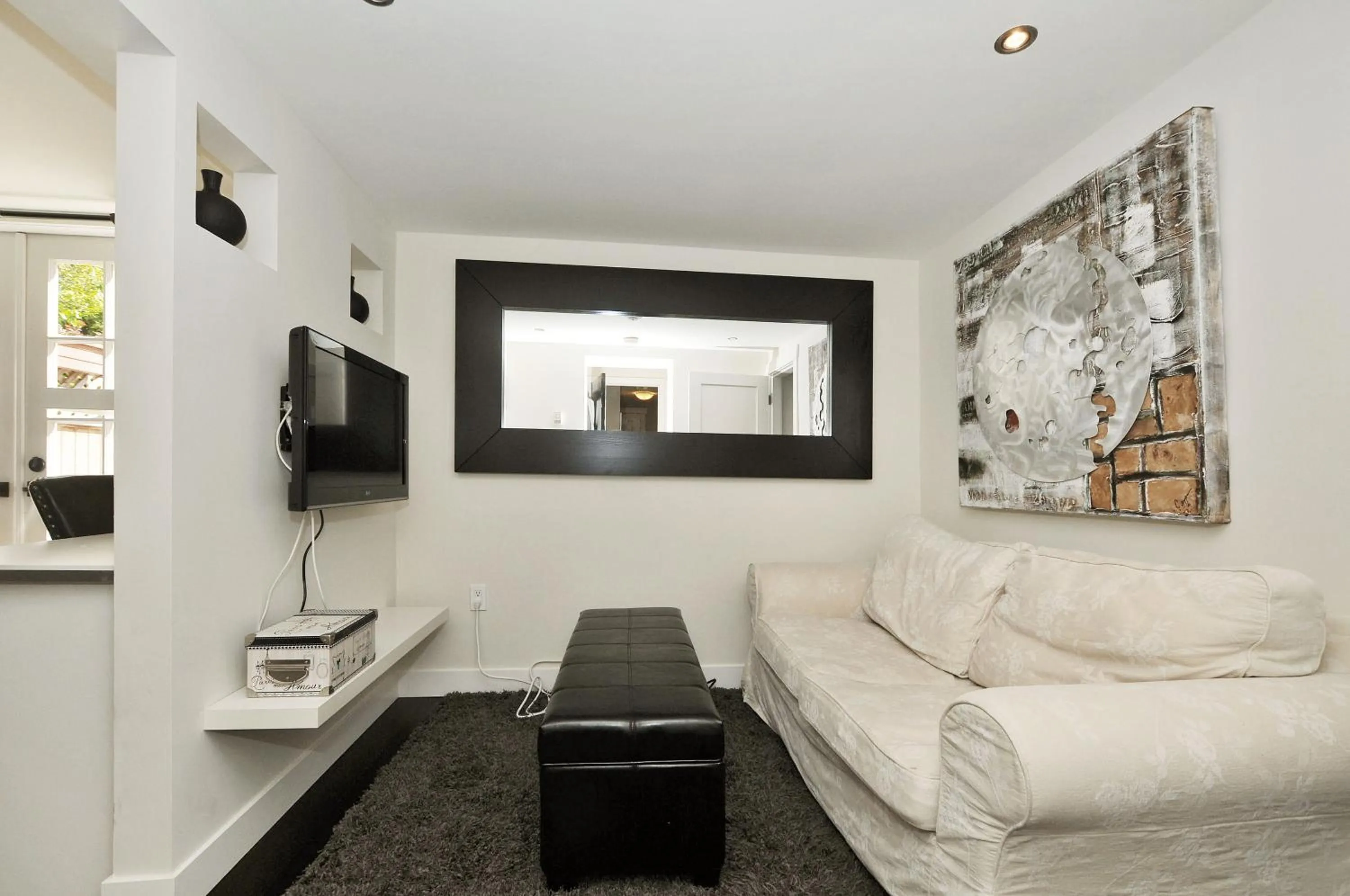 Living room in The Craigmyle Inn