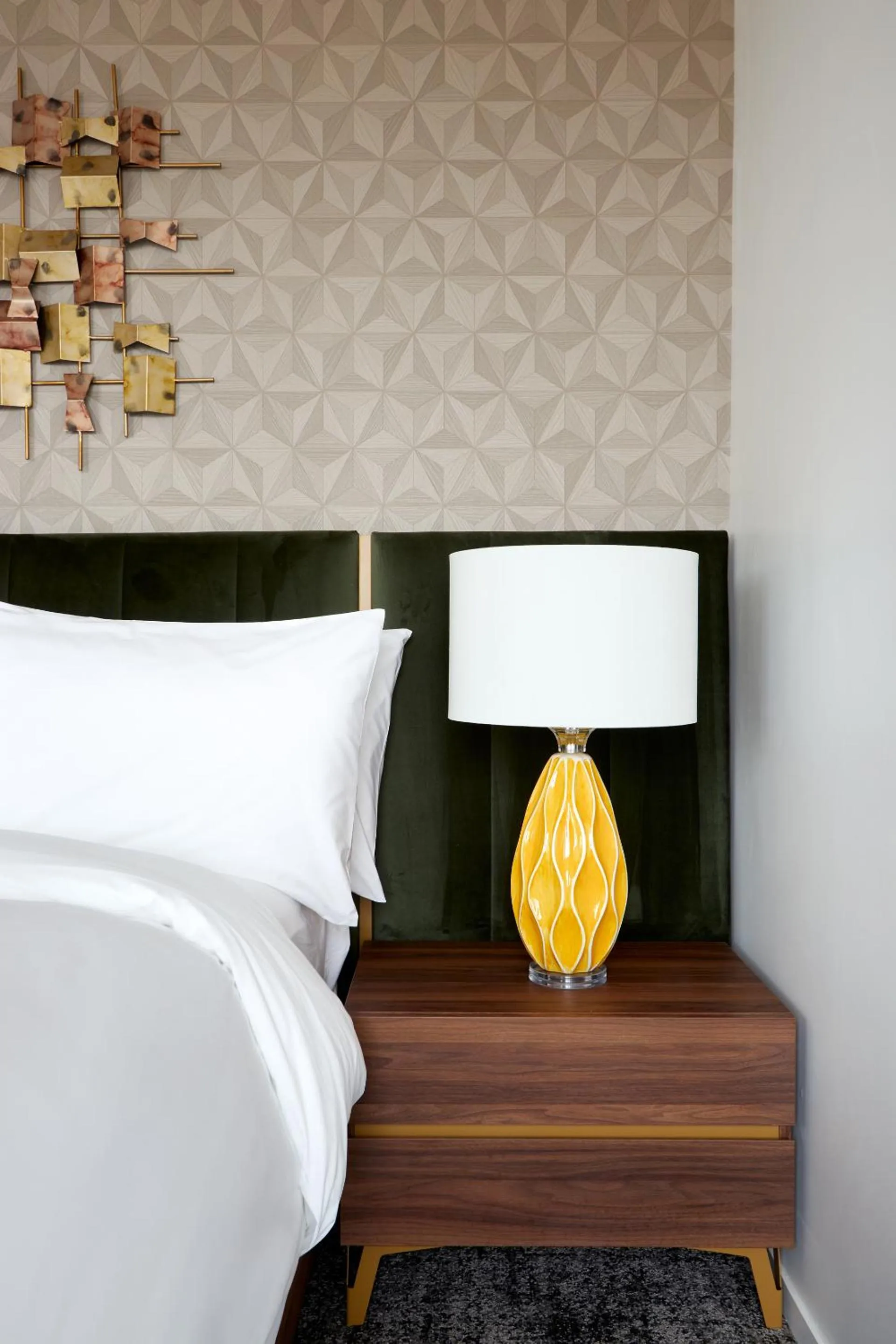 Bedroom, Bed in The Cole