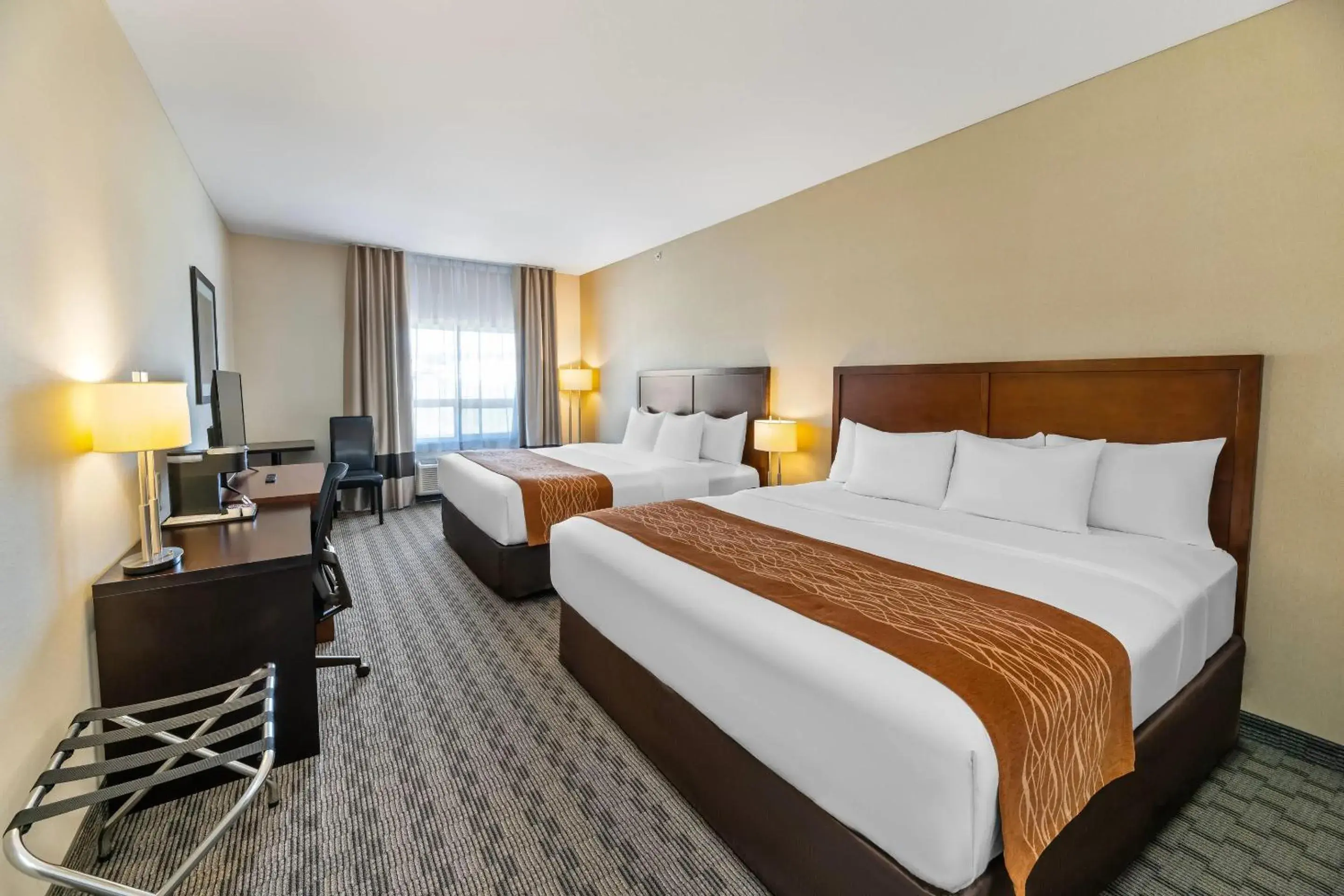 Bedroom, Bed in Comfort Inn Bedroom, Bed in Comfort Inn