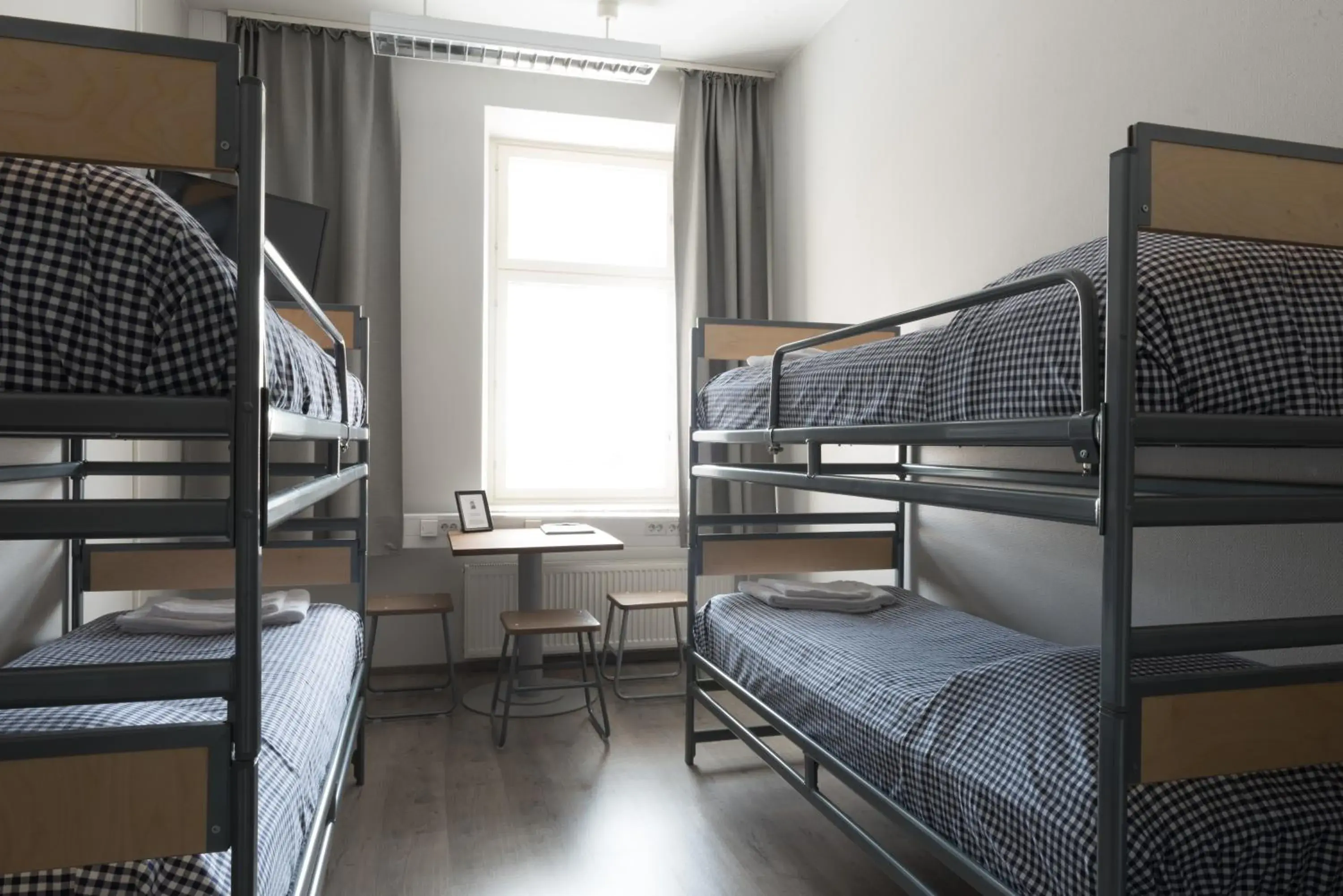 4-Bed Mixed Dormitory Room - single occupancy in Hotelli Rakuuna 4-Bed Mixed Dormitory Room - single occupancy in Hotelli Rakuuna