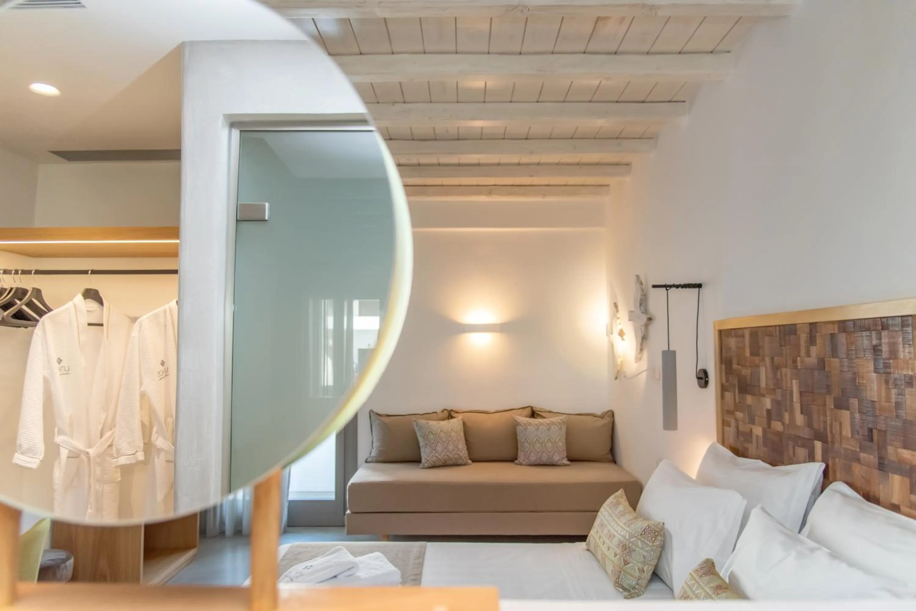 Bed in Lithos Luxury Suites