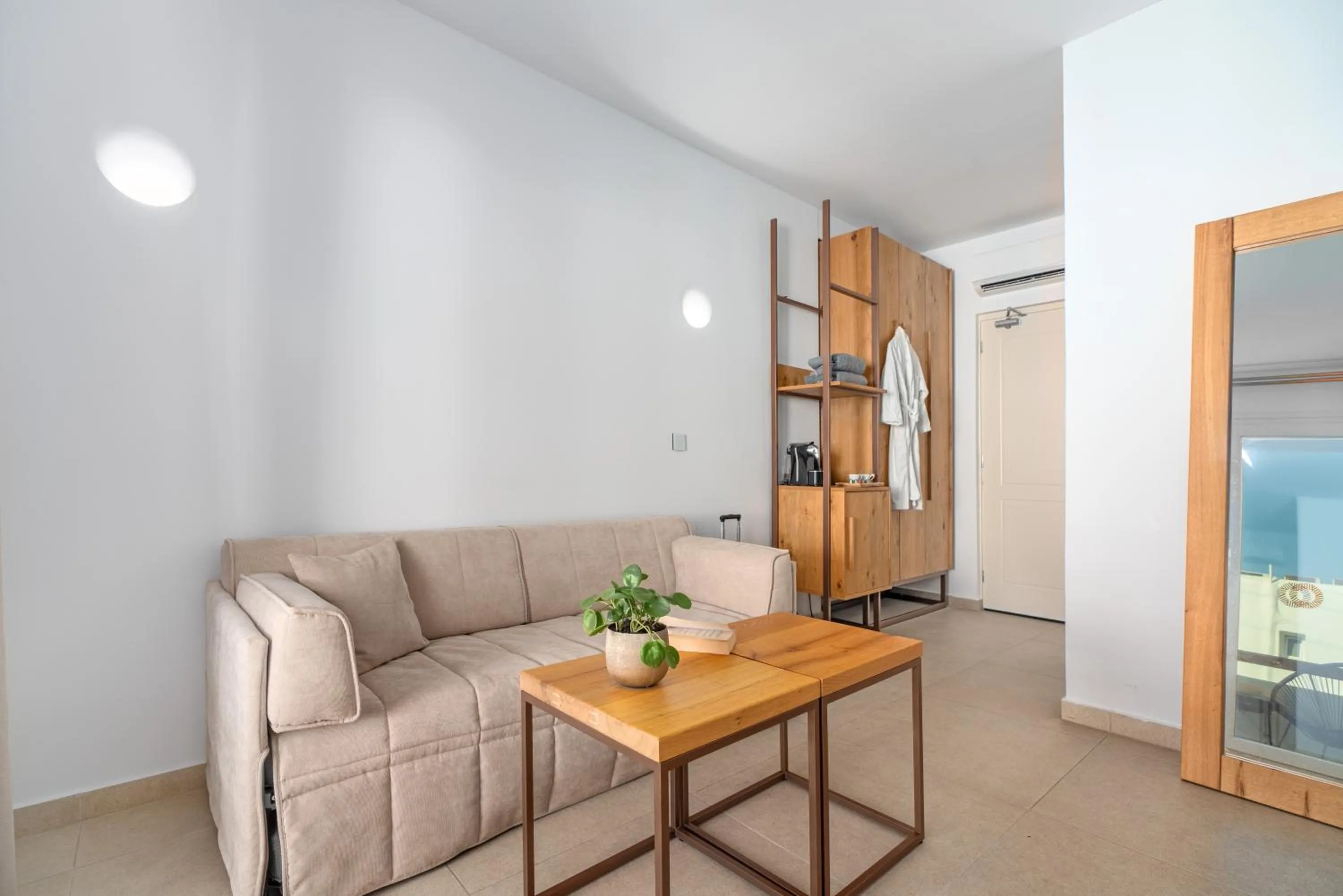 Living room in Omnia Mykonos Boutique Hotel & Suites