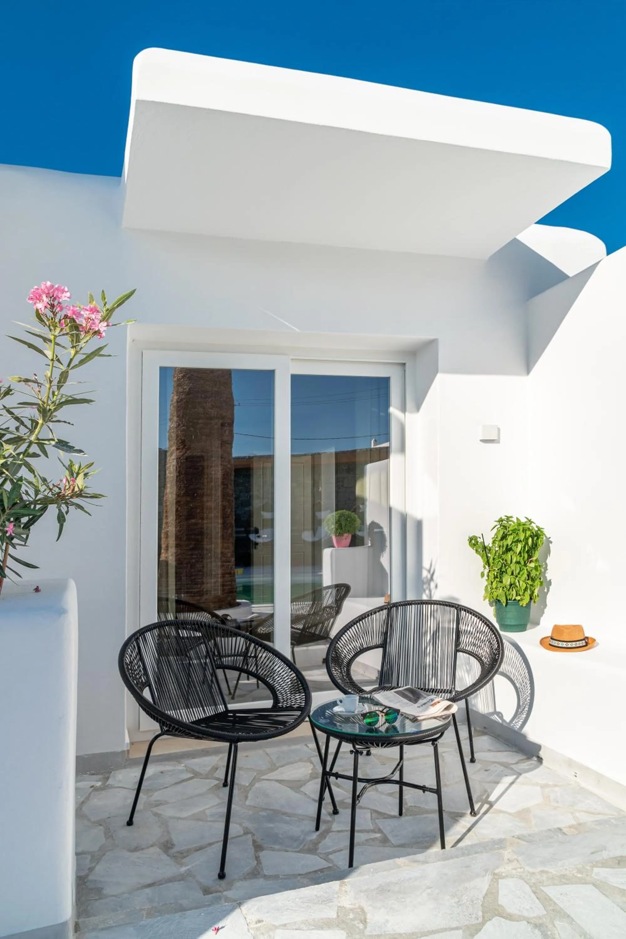 Balcony/Terrace in Omnia Mykonos Boutique Hotel & Suites