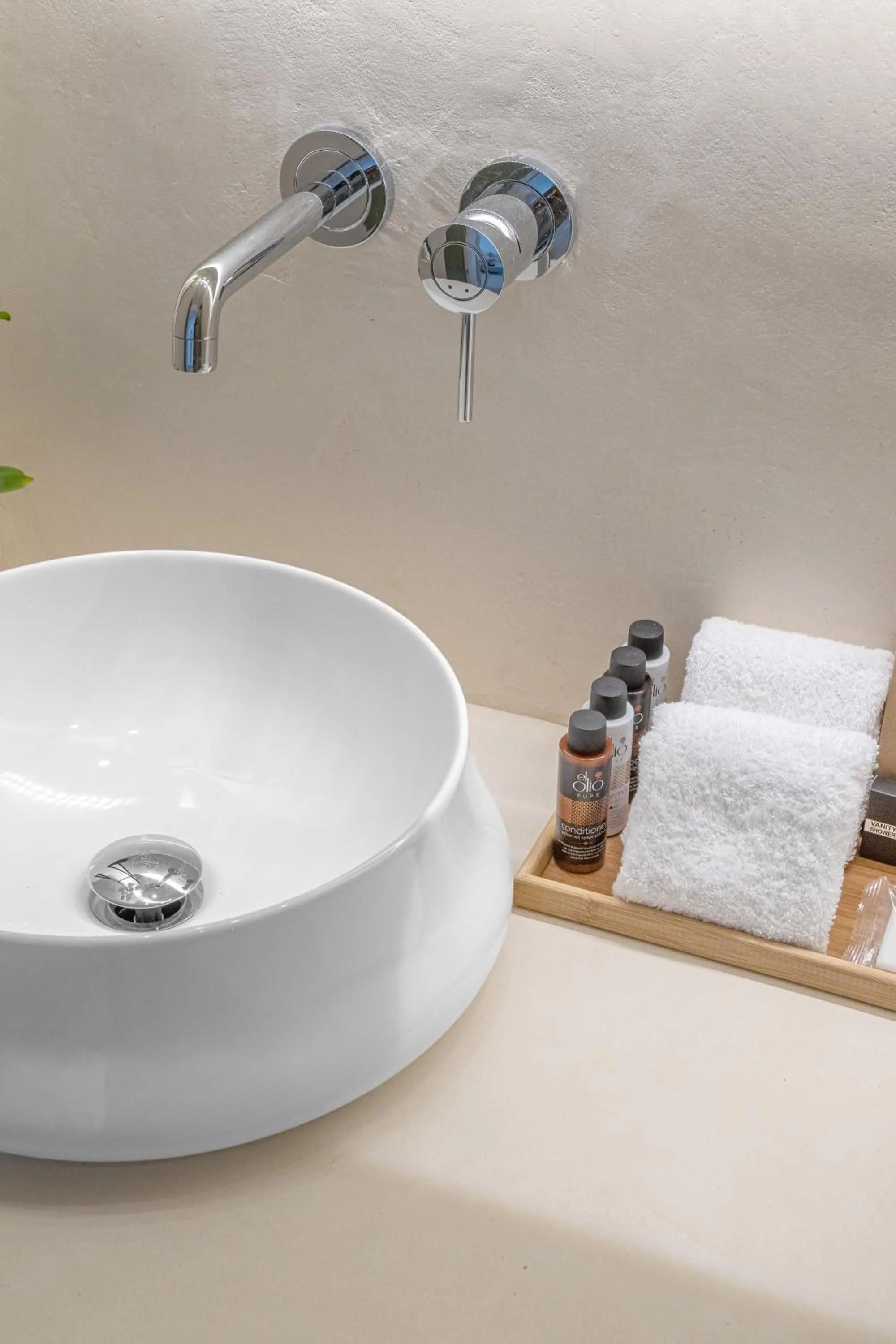 Bathroom in Omnia Mykonos Boutique Hotel & Suites