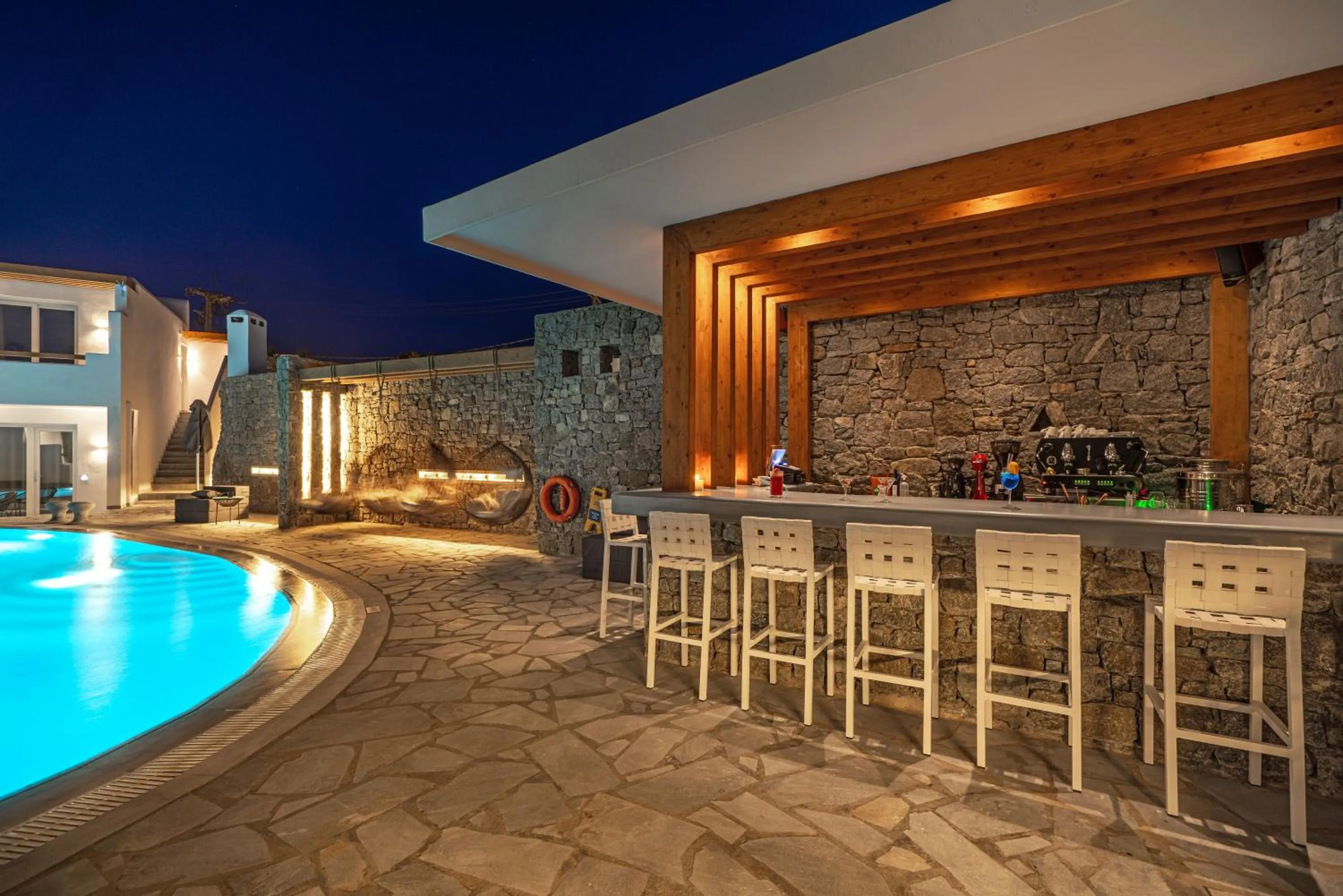 Lounge or bar in Omnia Mykonos Boutique Hotel & Suites