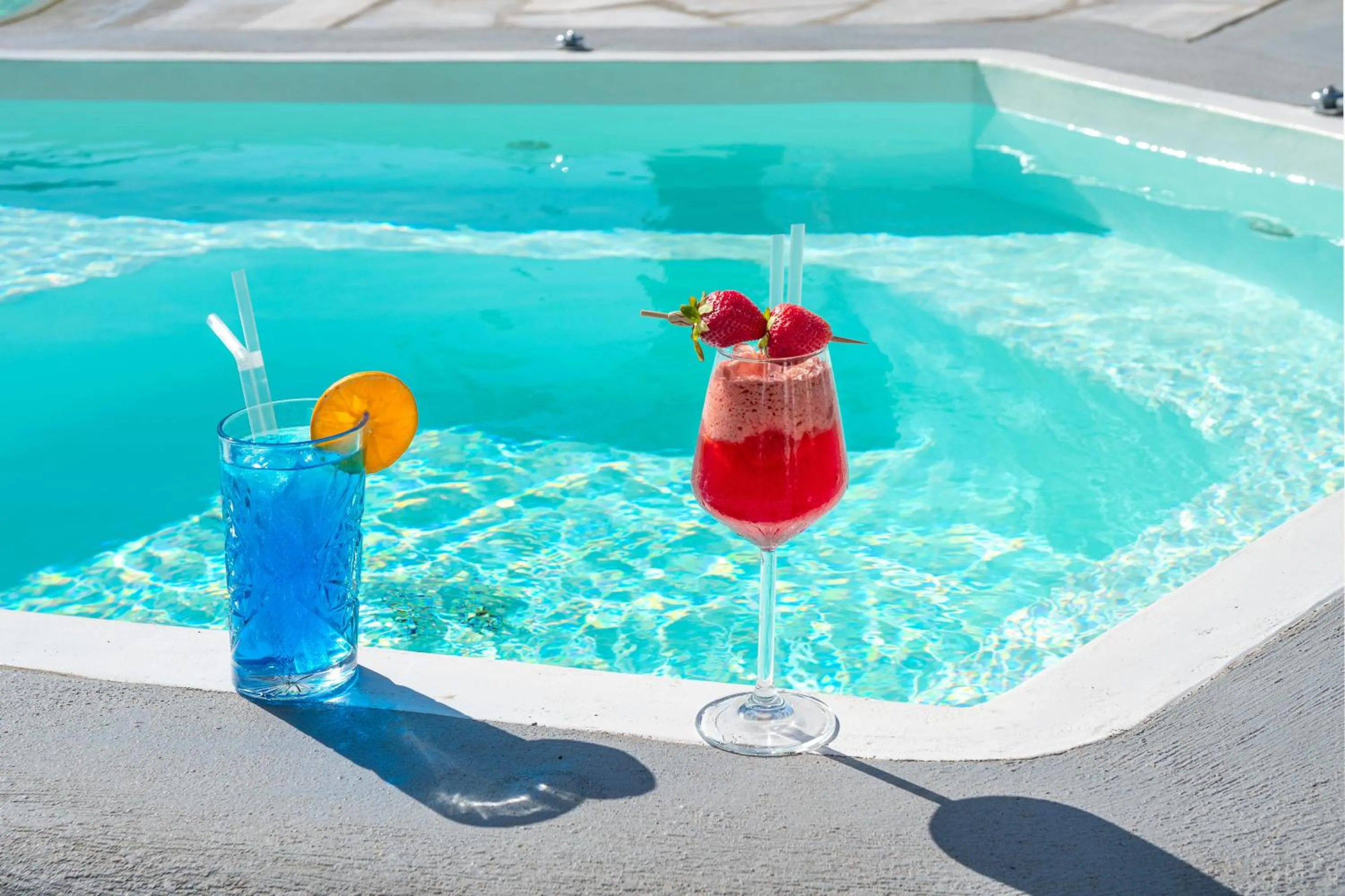 Swimming pool in Omnia Mykonos Boutique Hotel & Suites