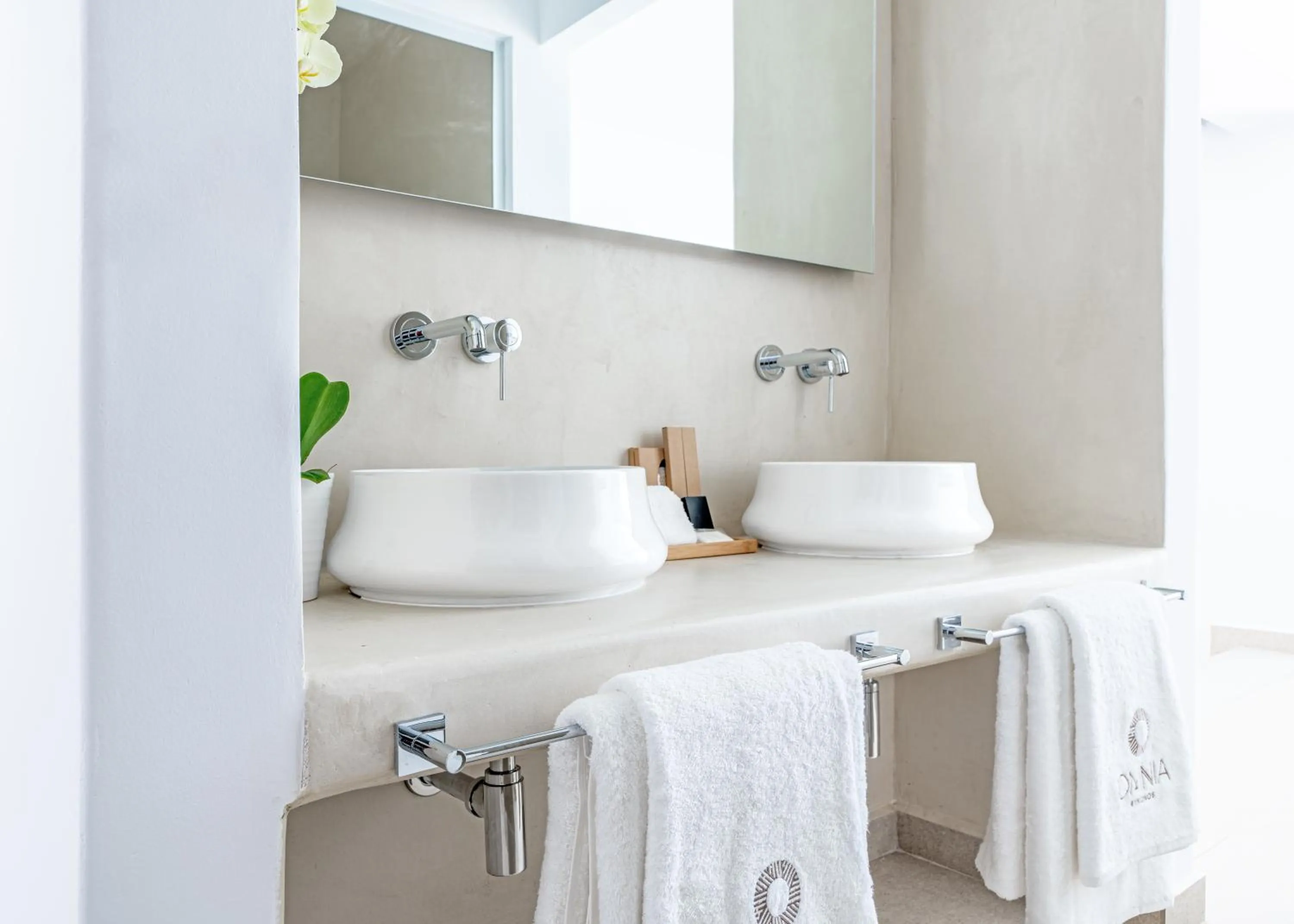 Bathroom in Omnia Mykonos Boutique Hotel & Suites