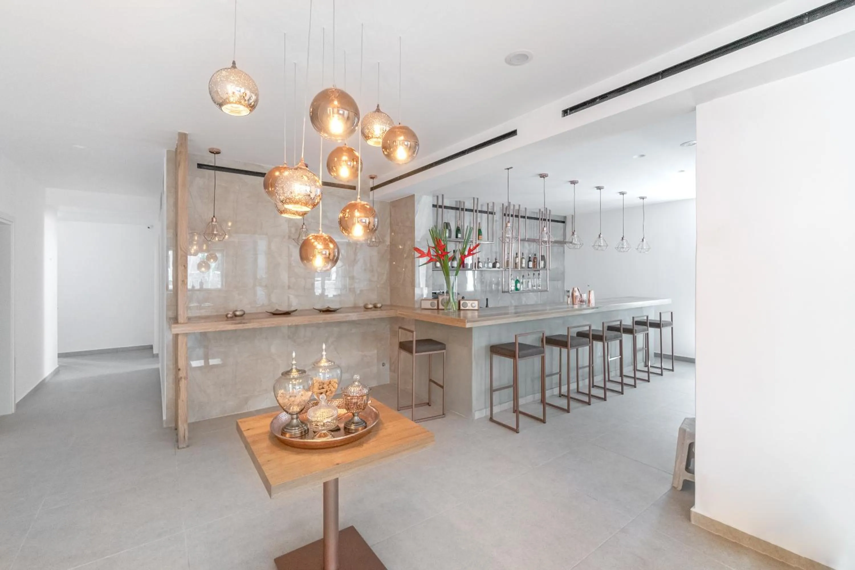 Lounge or bar in Omnia Mykonos Boutique Hotel & Suites