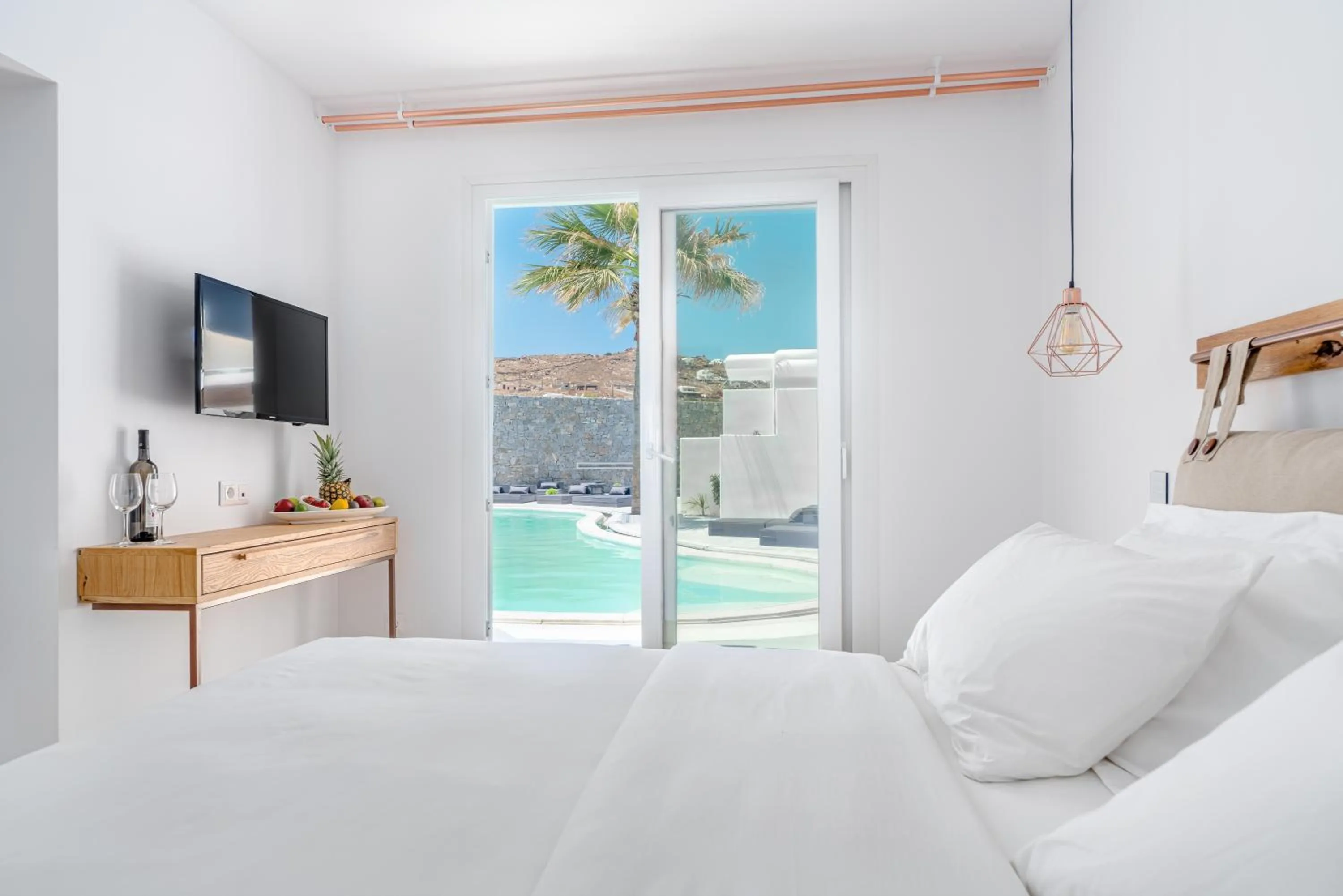 Bedroom in Omnia Mykonos Boutique Hotel & Suites