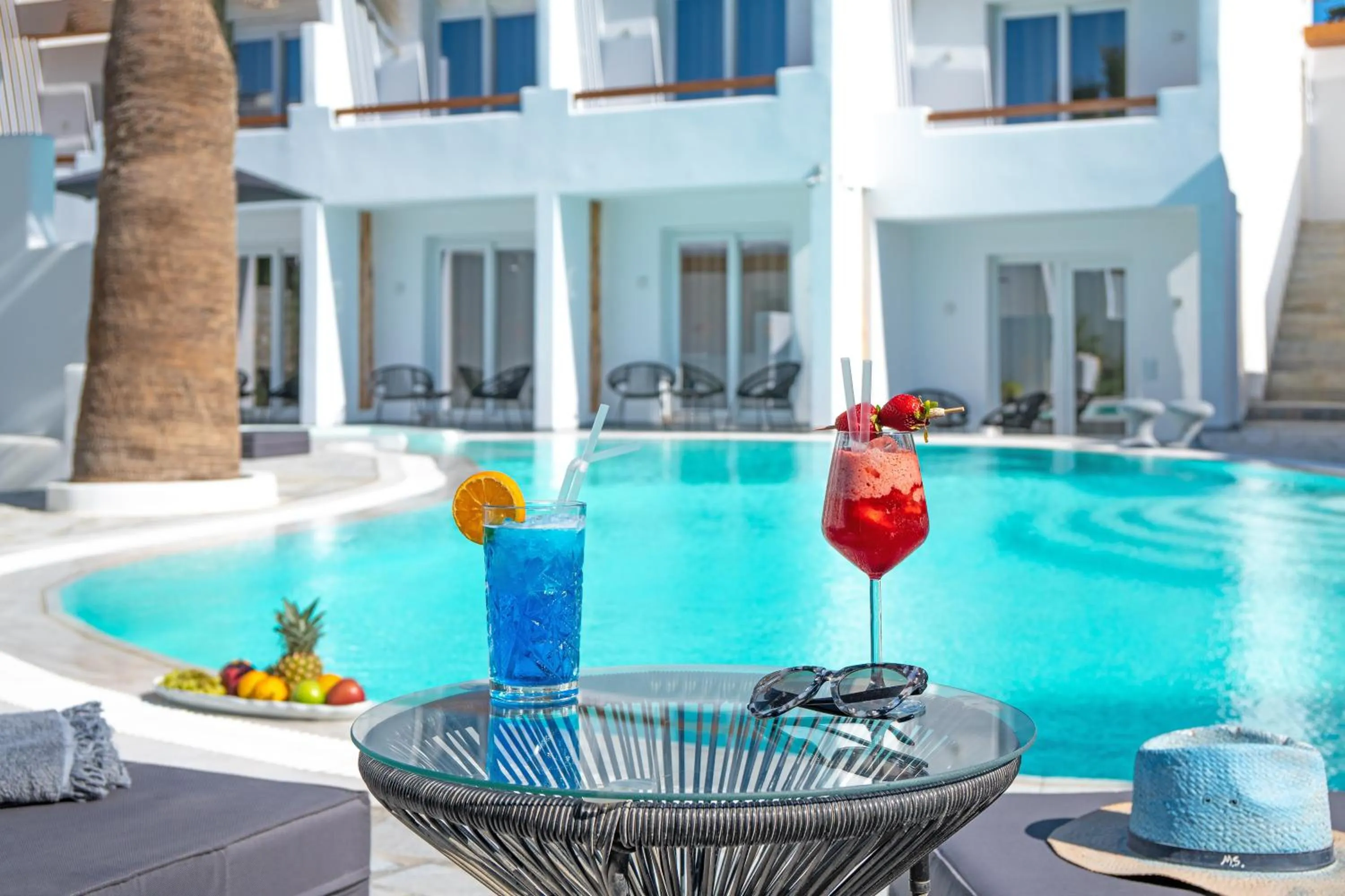 Swimming pool in Omnia Mykonos Boutique Hotel & Suites