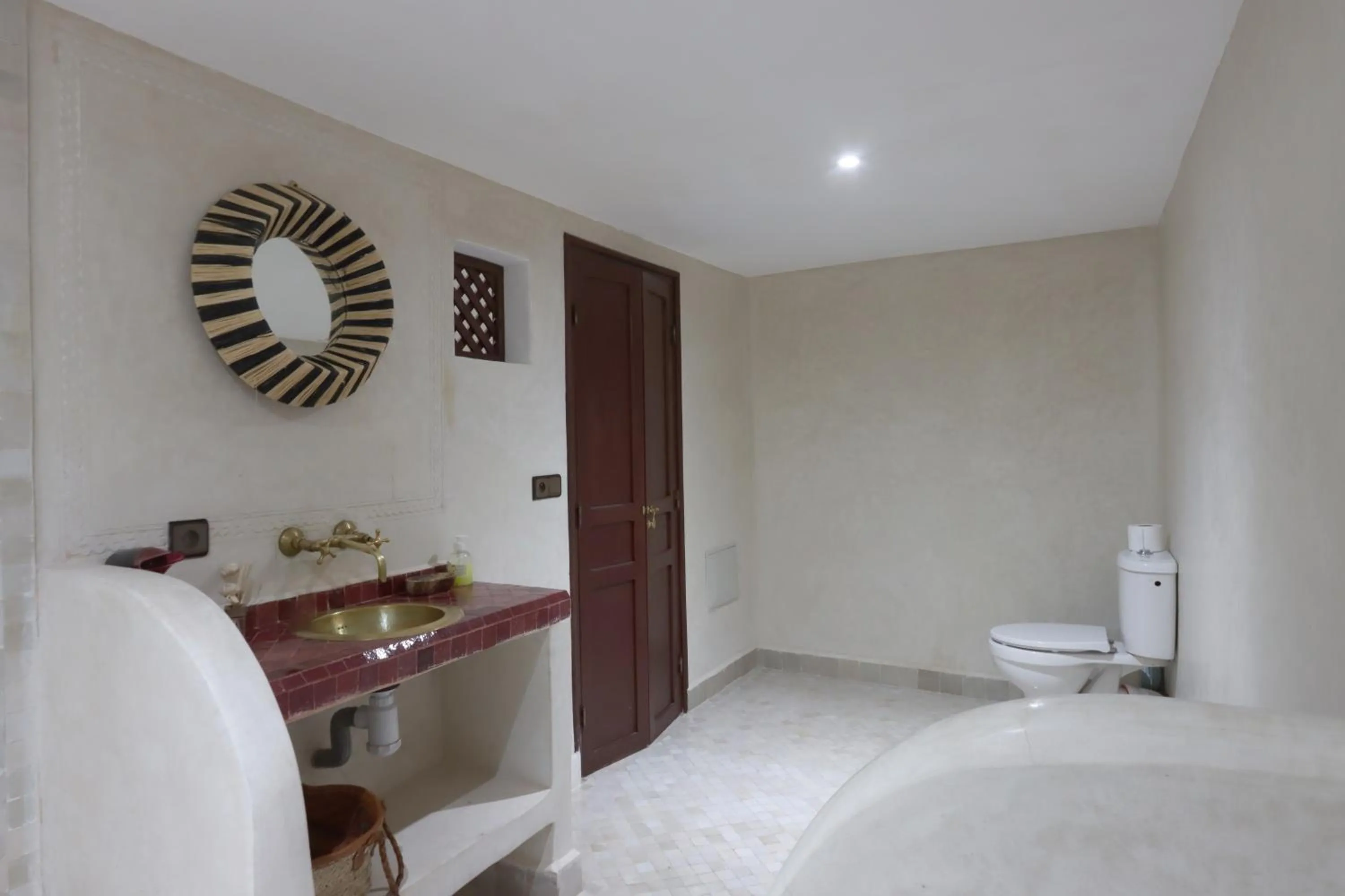 Bed in Riad Dwiriyat My Teib