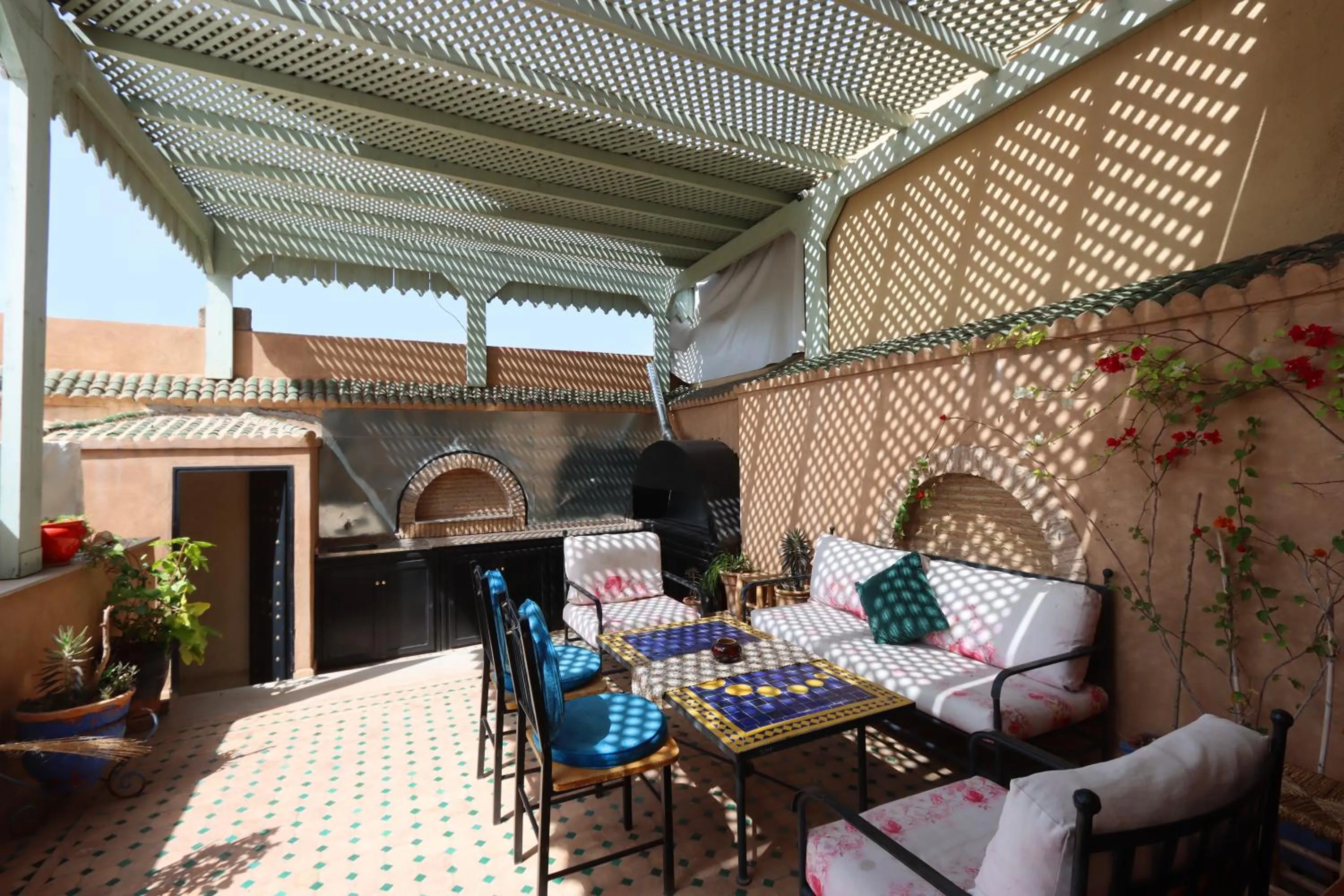 Patio in Riad Dwiriyat My Teib