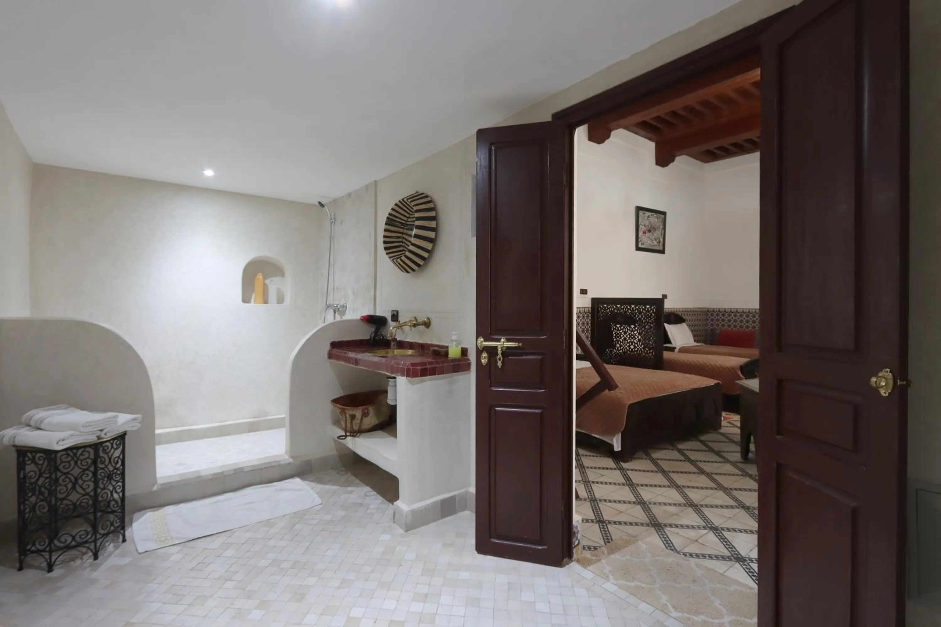 Bed in Riad Dwiriyat My Teib