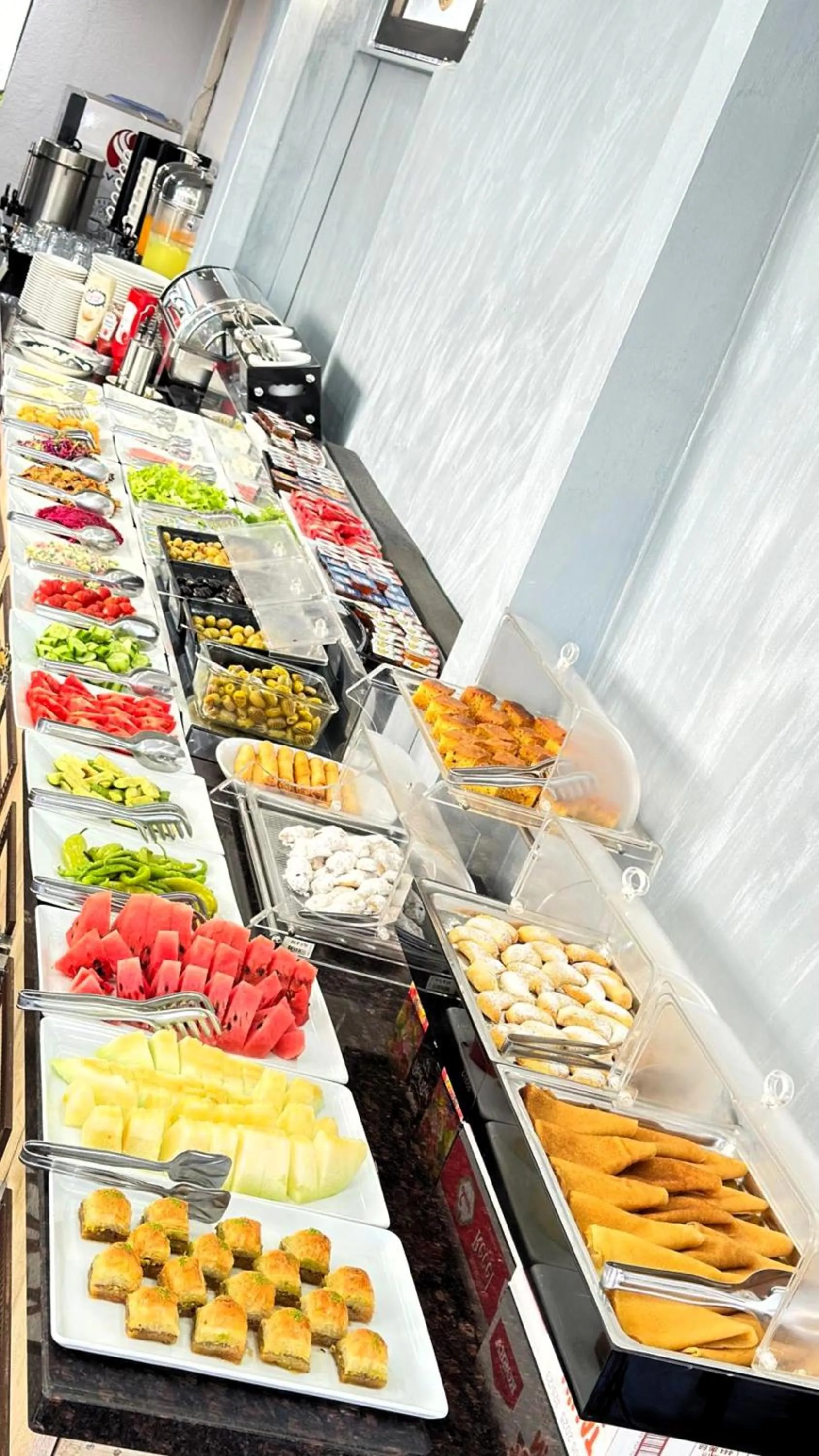 Buffet breakfast in Gul Otel