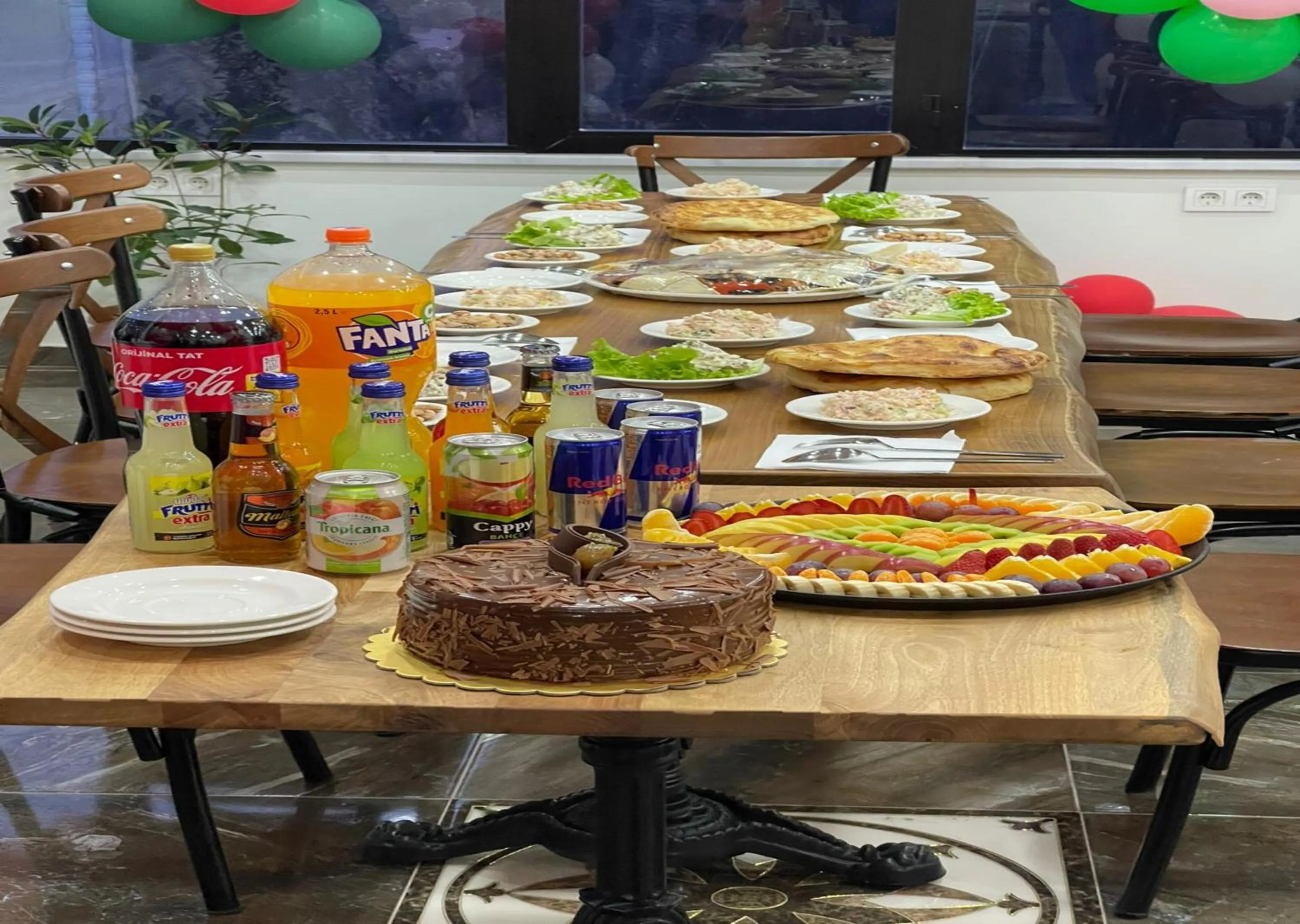 Restaurant/places to eat in Gul Otel