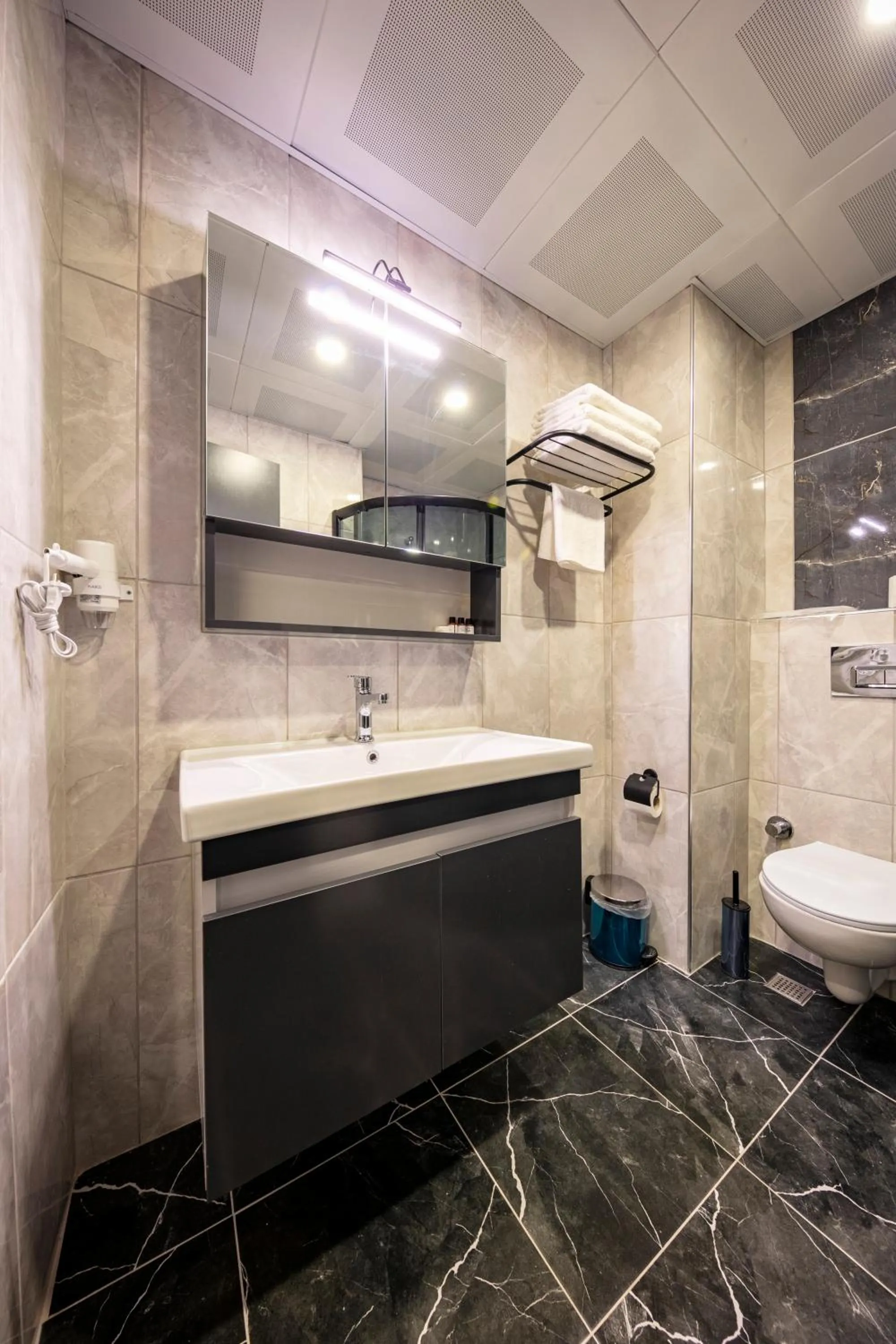 Bathroom in Gul Otel