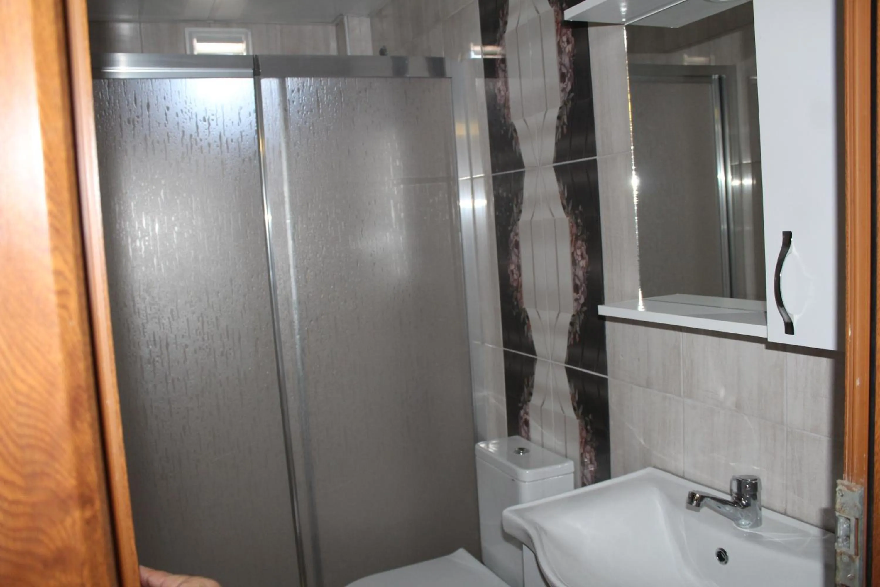Shower in Gul Otel