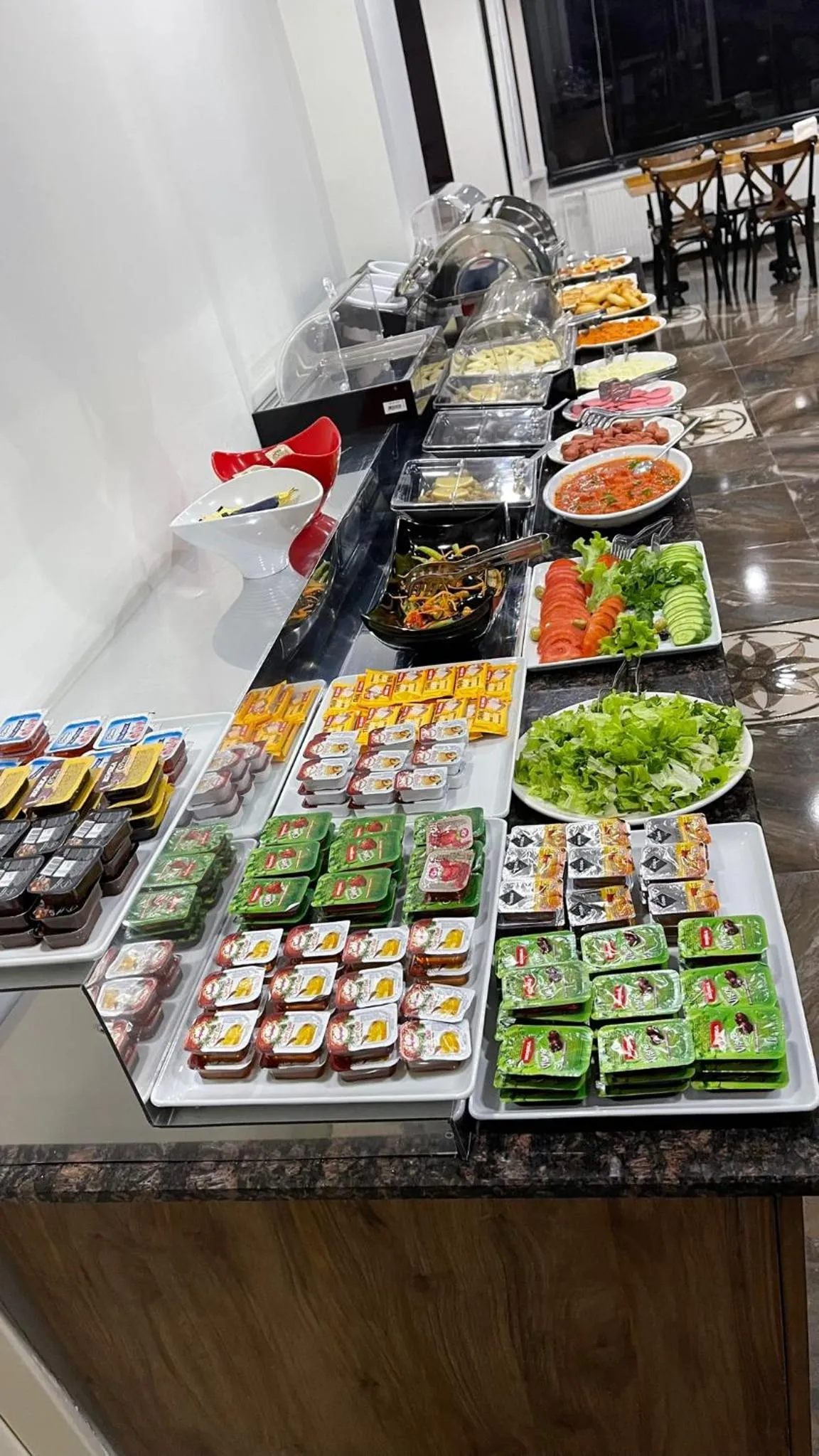 Restaurant/places to eat in Gul Otel