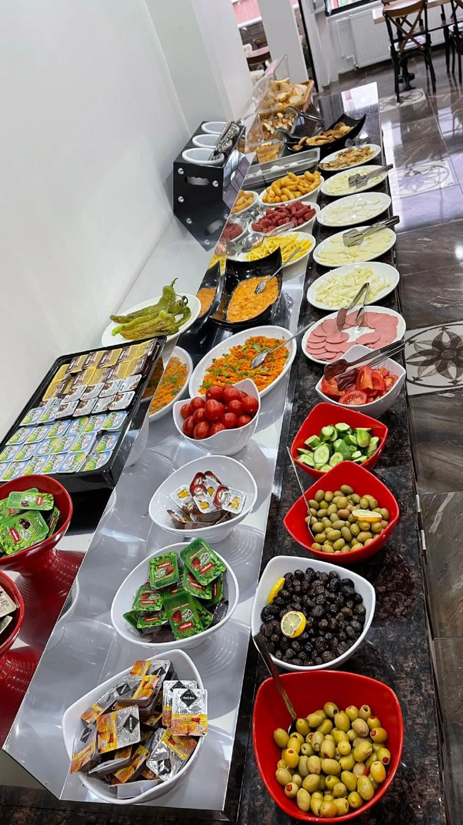 Breakfast in Gul Otel