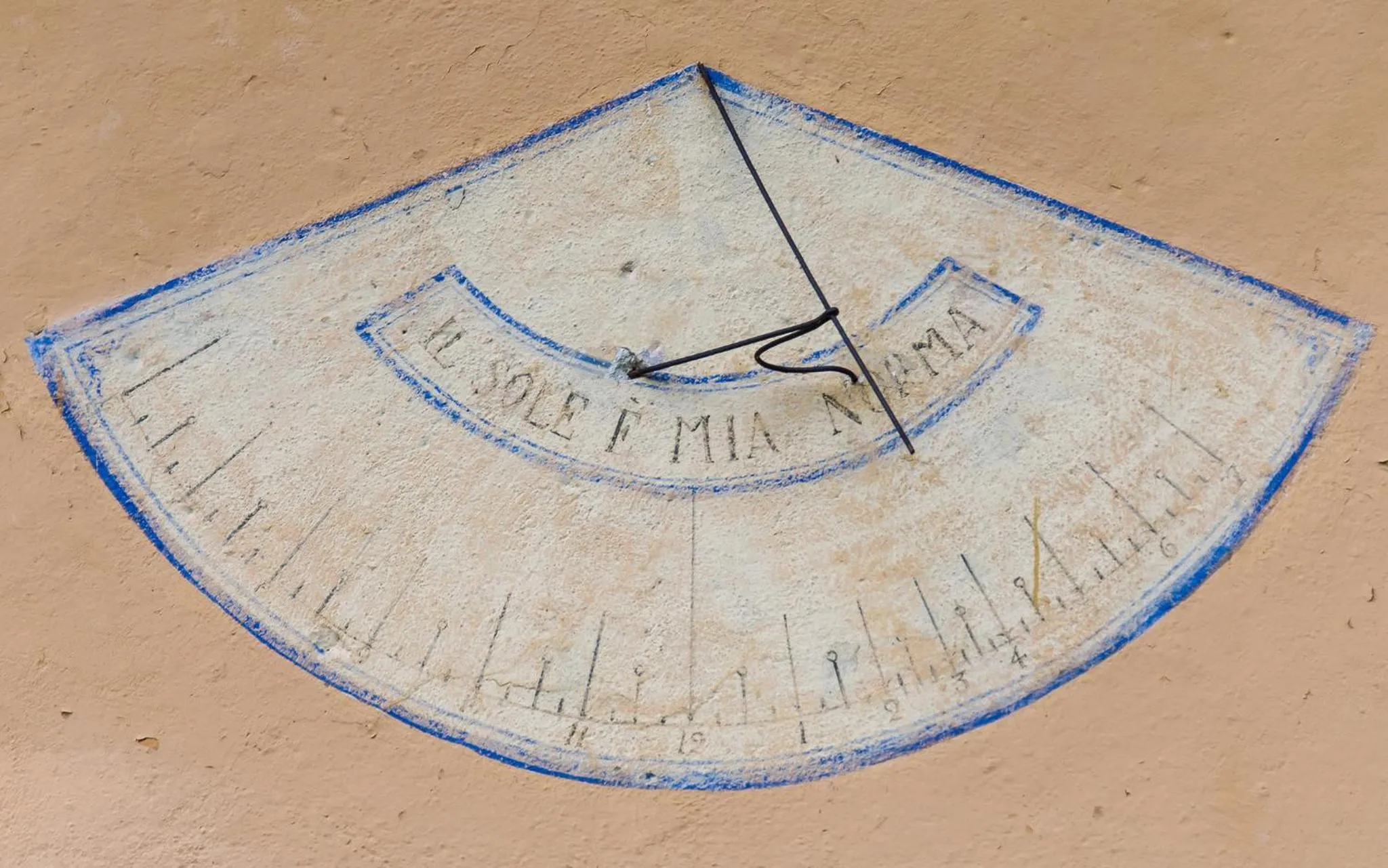 Facade/entrance in Ca’d’ambra