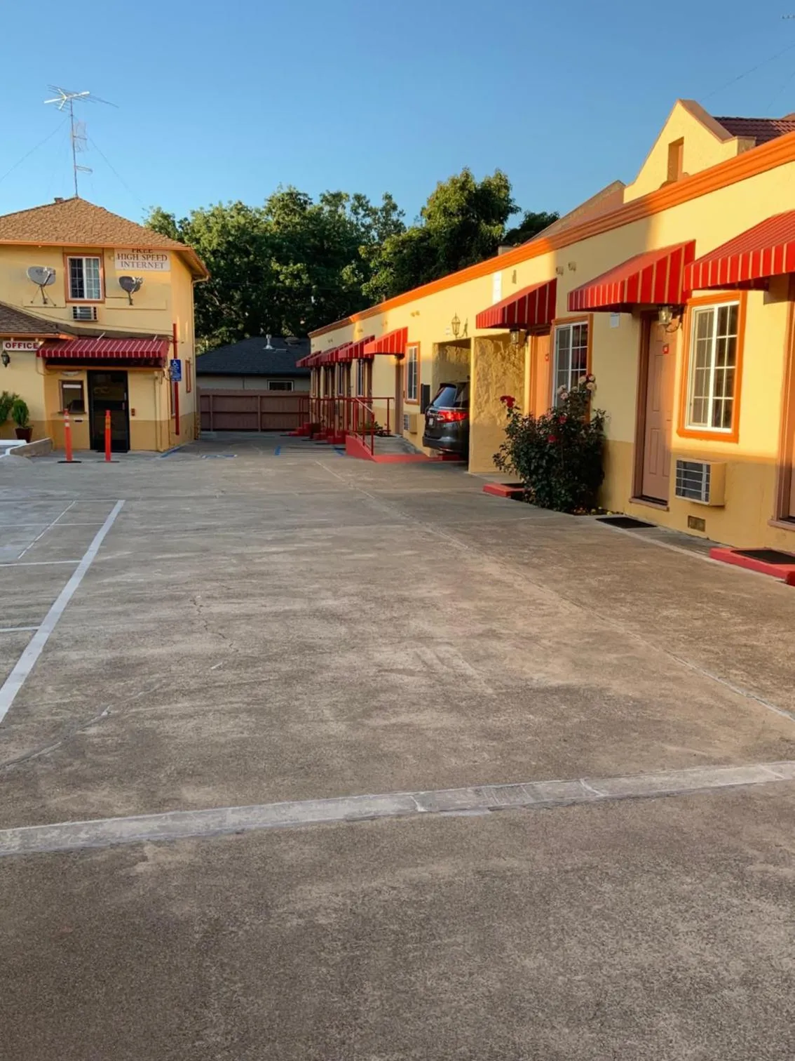 Property building in Budget Motel