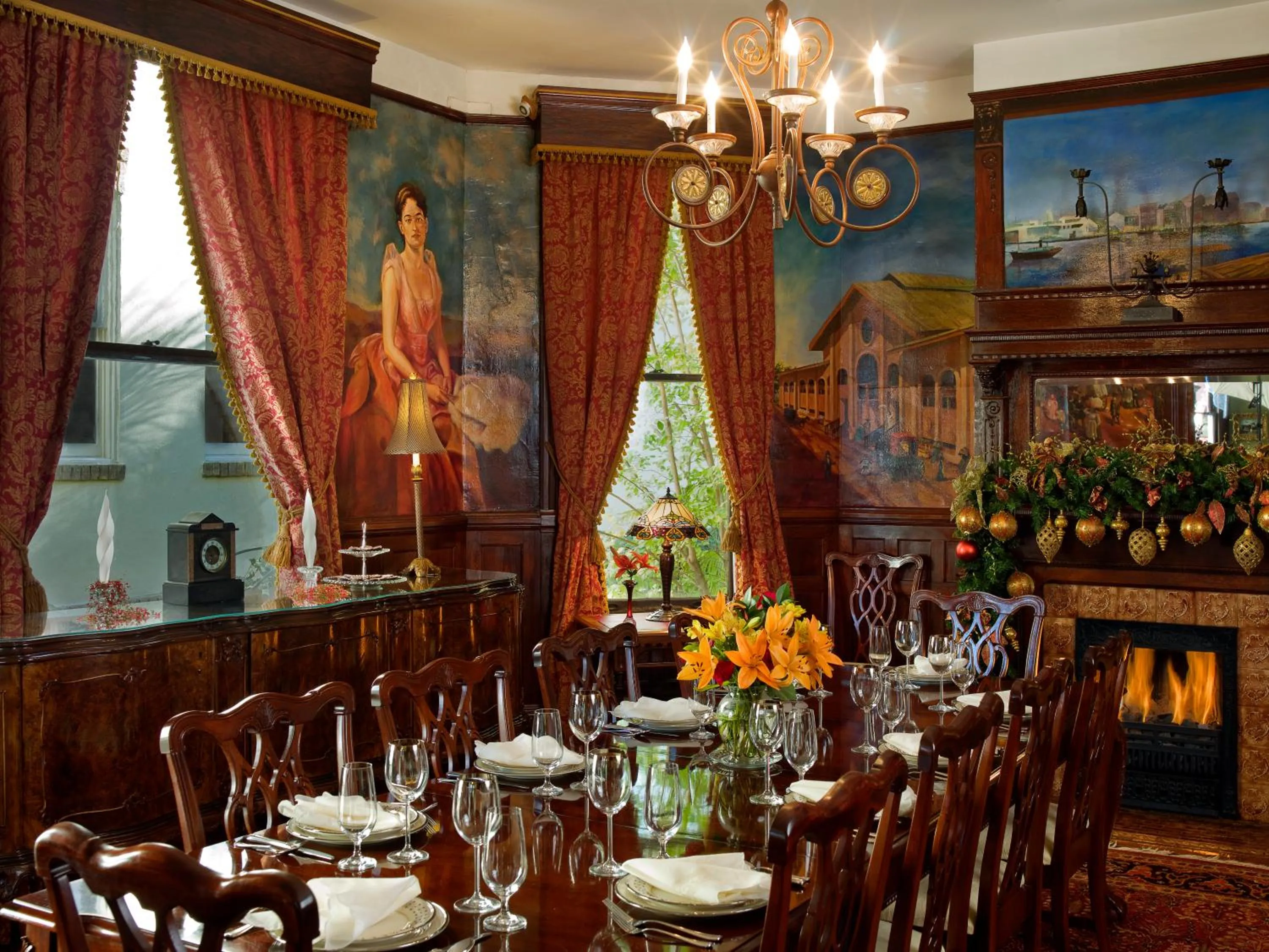 Restaurant/places to eat in Azalea Inn and Villas