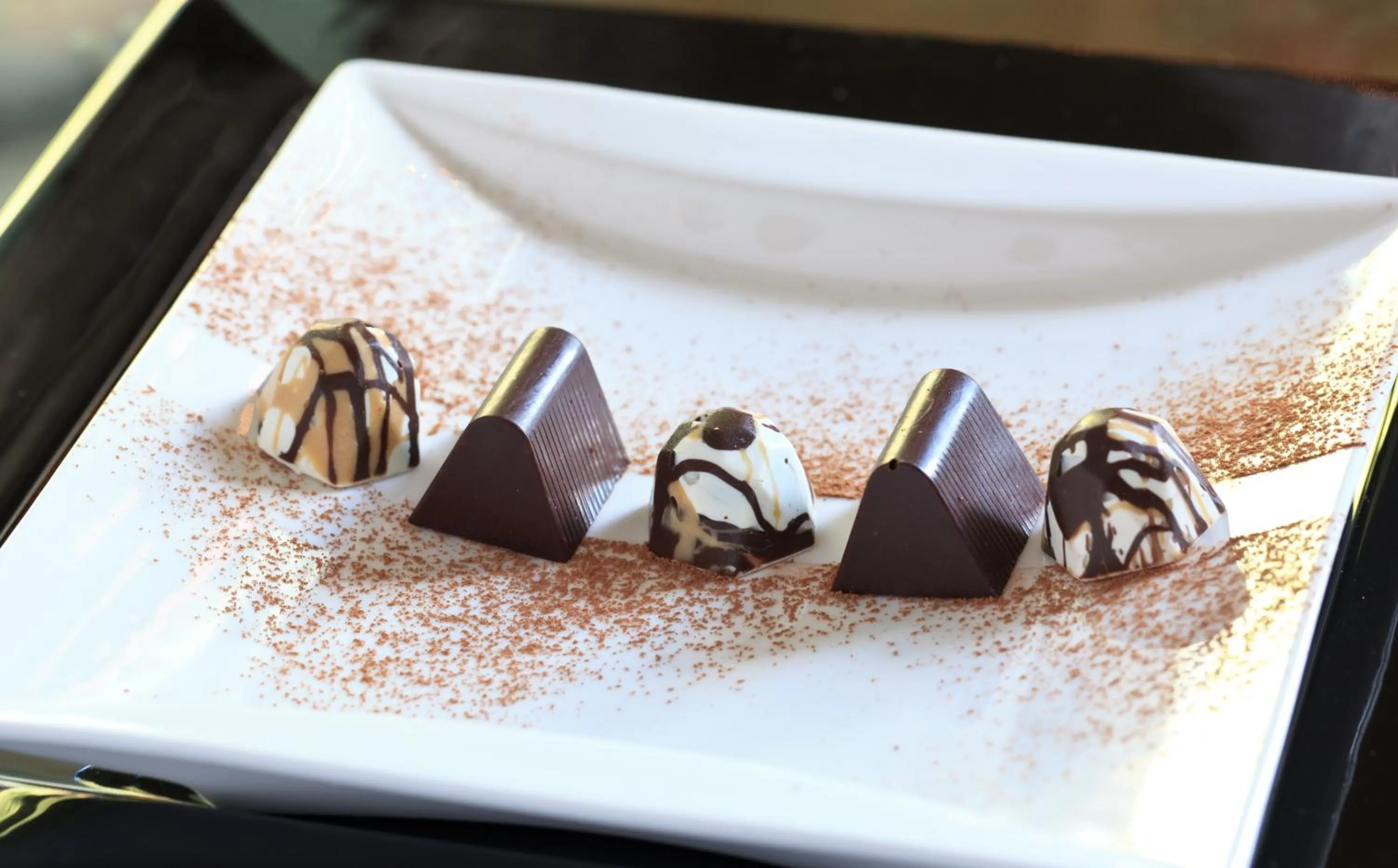 Food in Azalea Inn and Villas