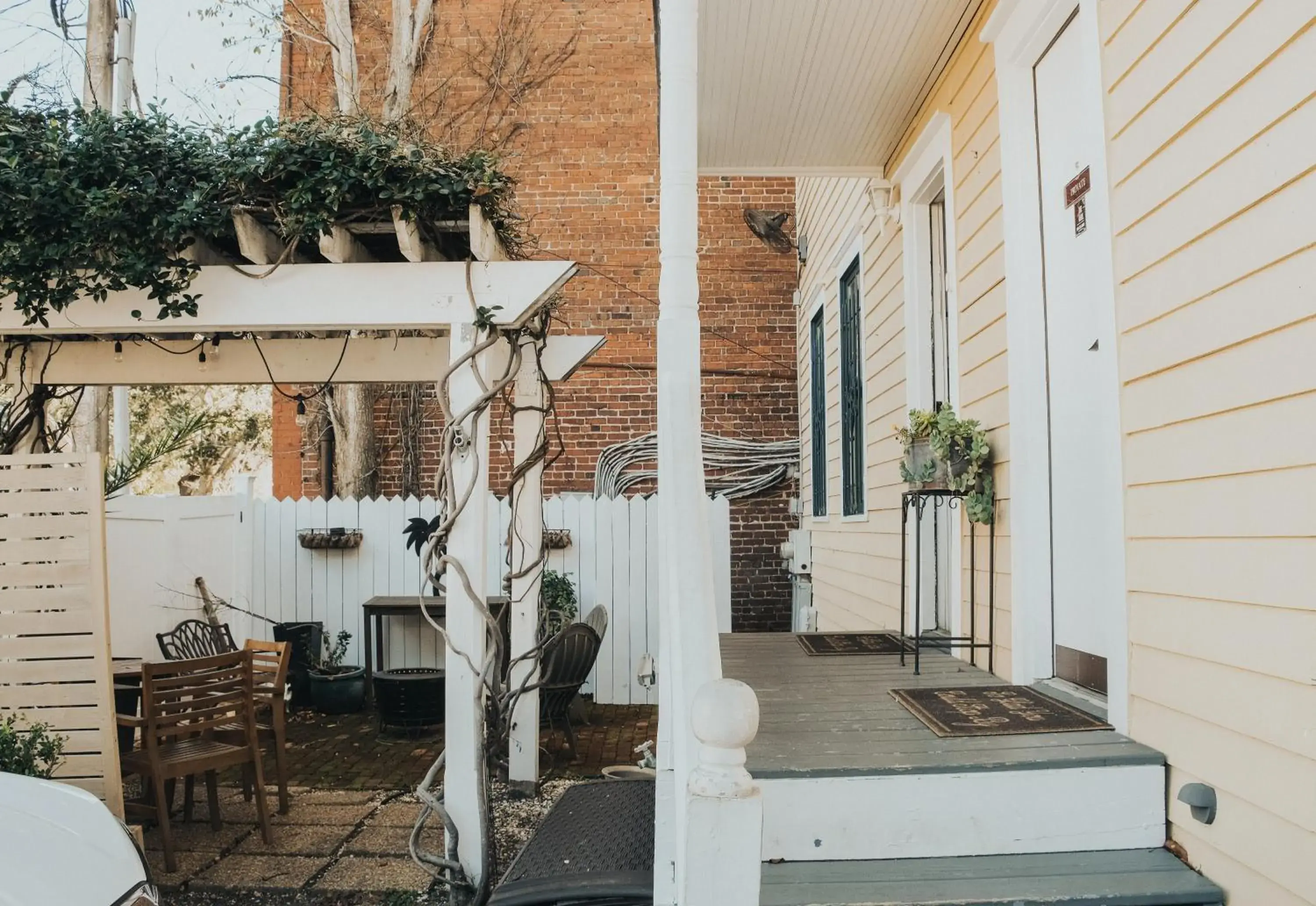 Property building in Green Palm Inn Property building in Green Palm Inn