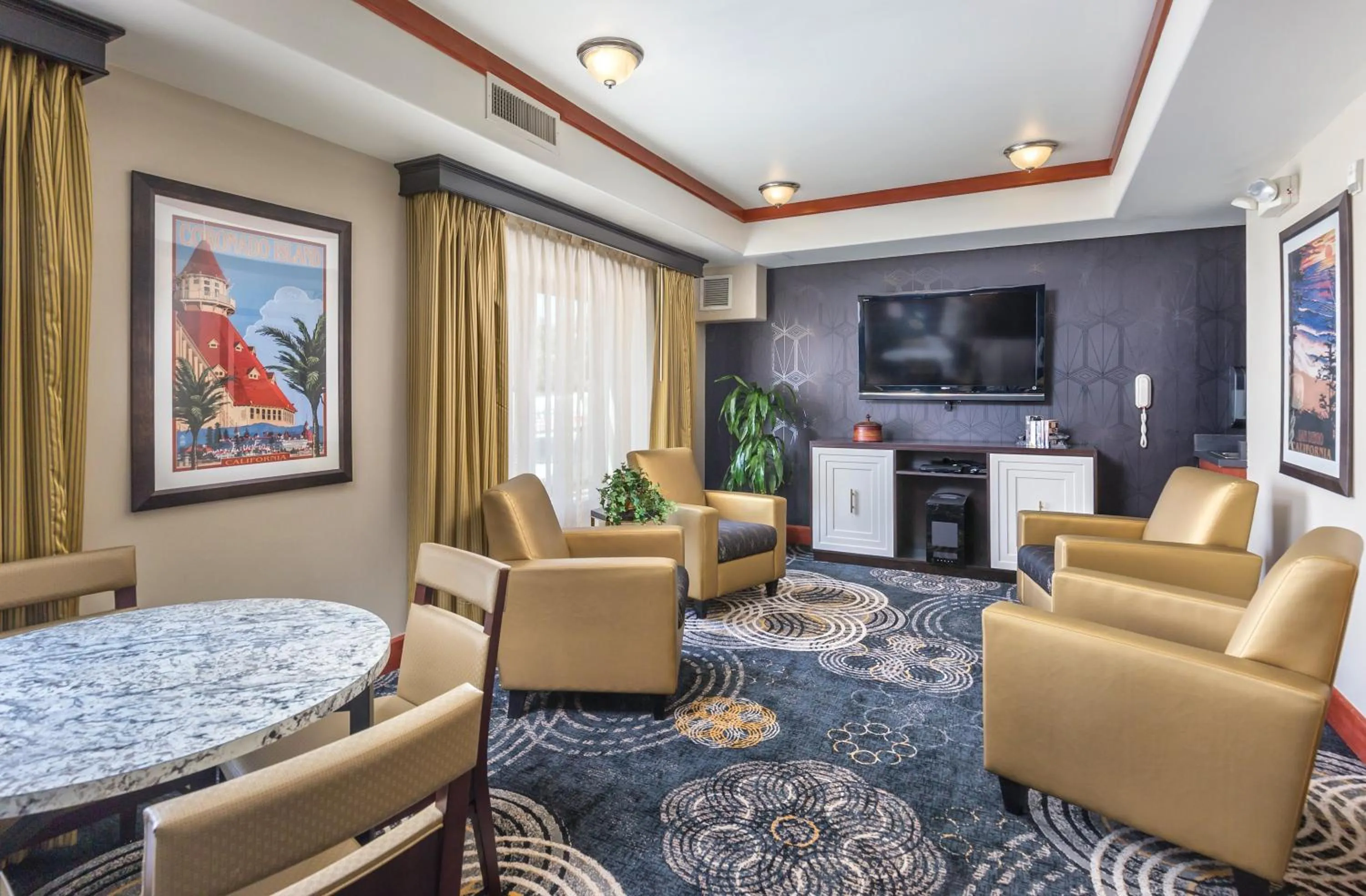 Lobby or reception in WorldMark San Diego - Balboa Park