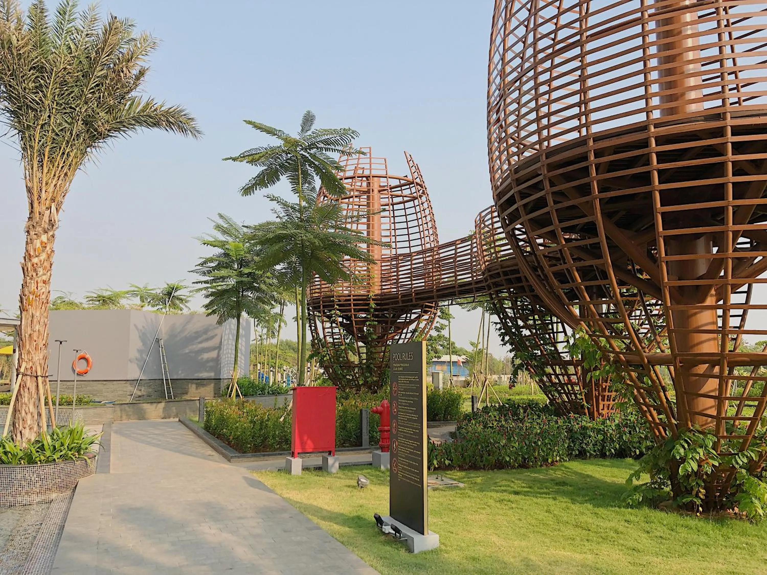 Garden in Gold Coast PIK Sea View Apartments by LongeSuites