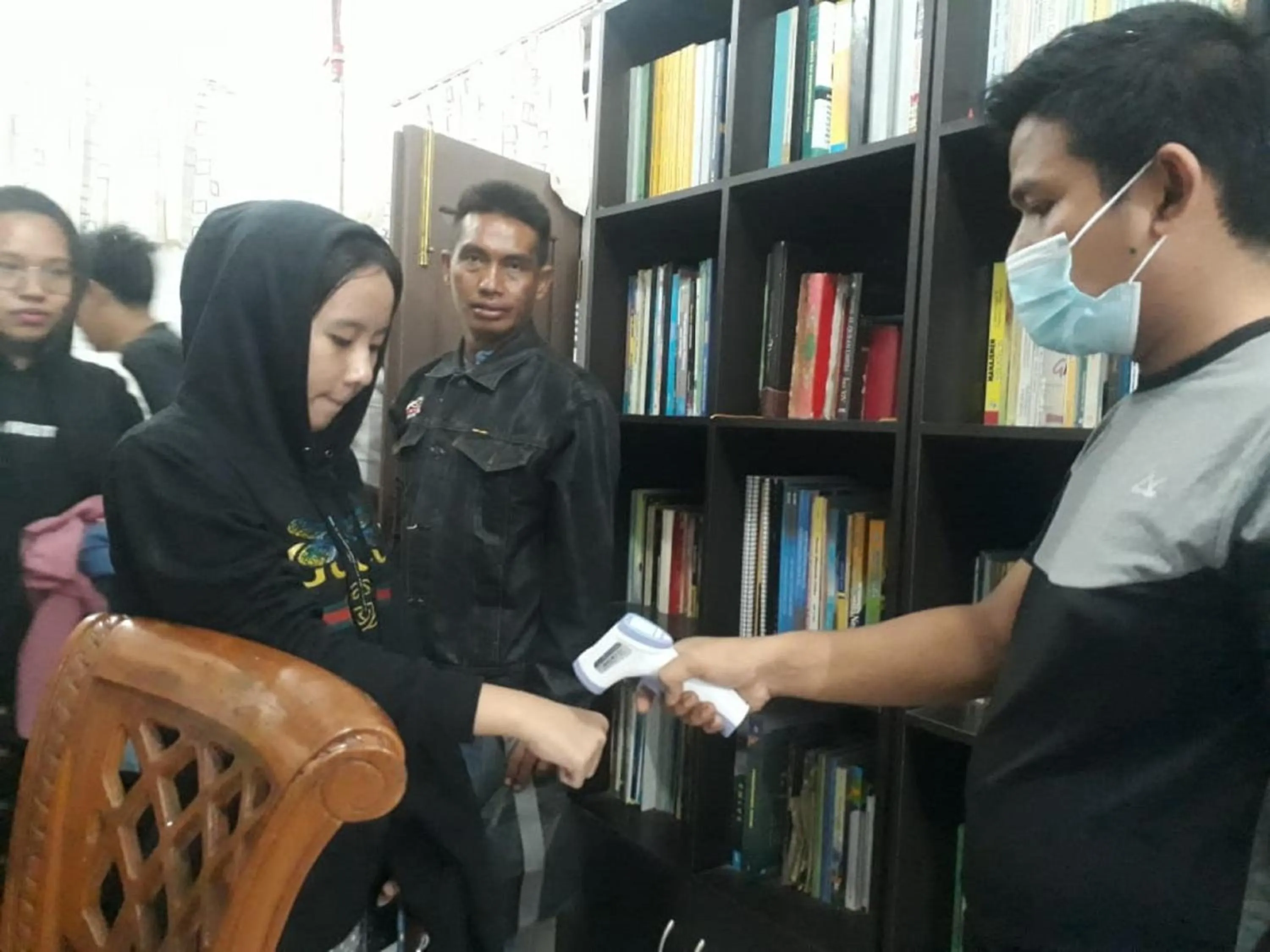 group of guests in BUMiMi HOMESTAY