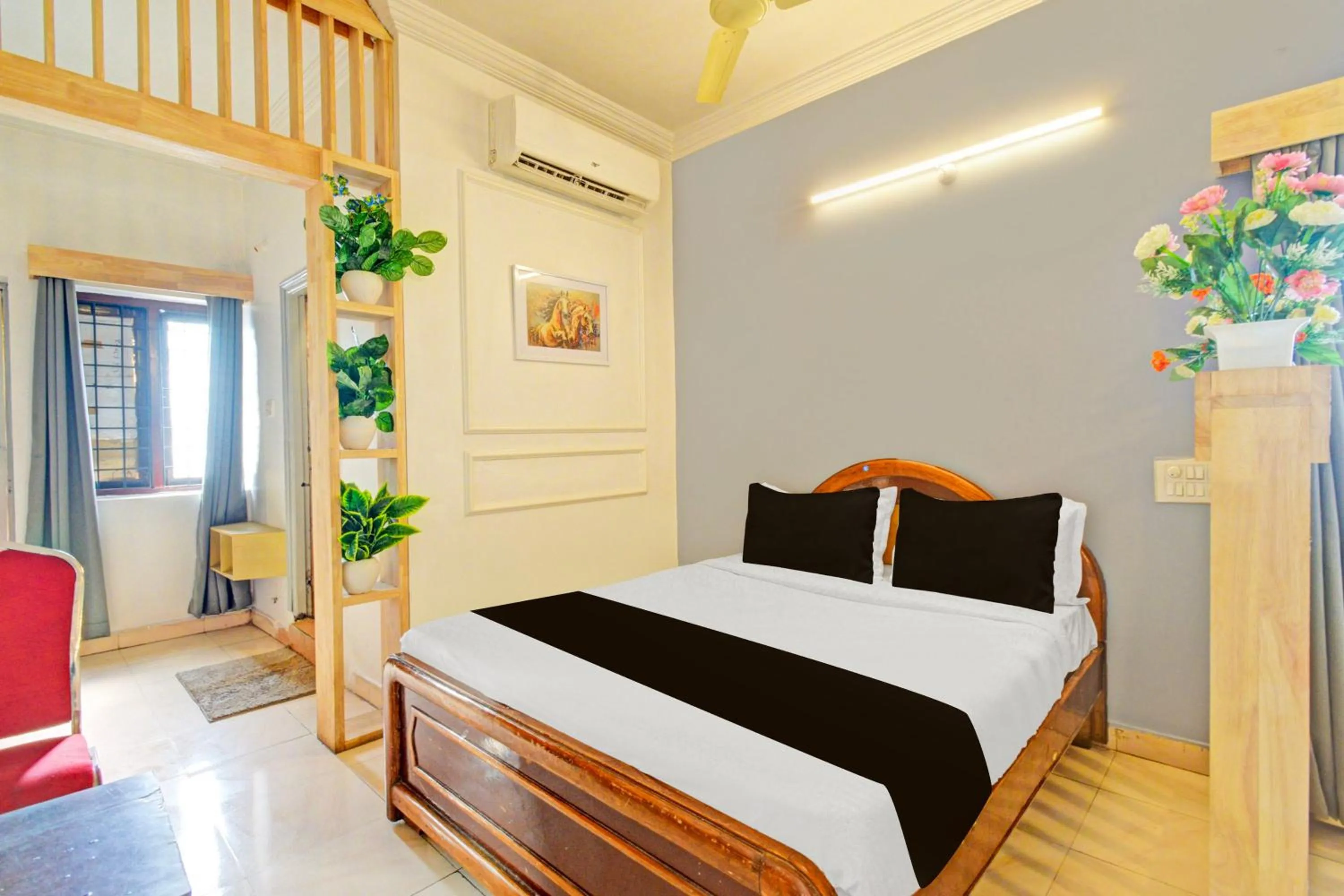 Bedroom, Bed in Hotel O Sahasra Residency Near Nexus Hyderabad