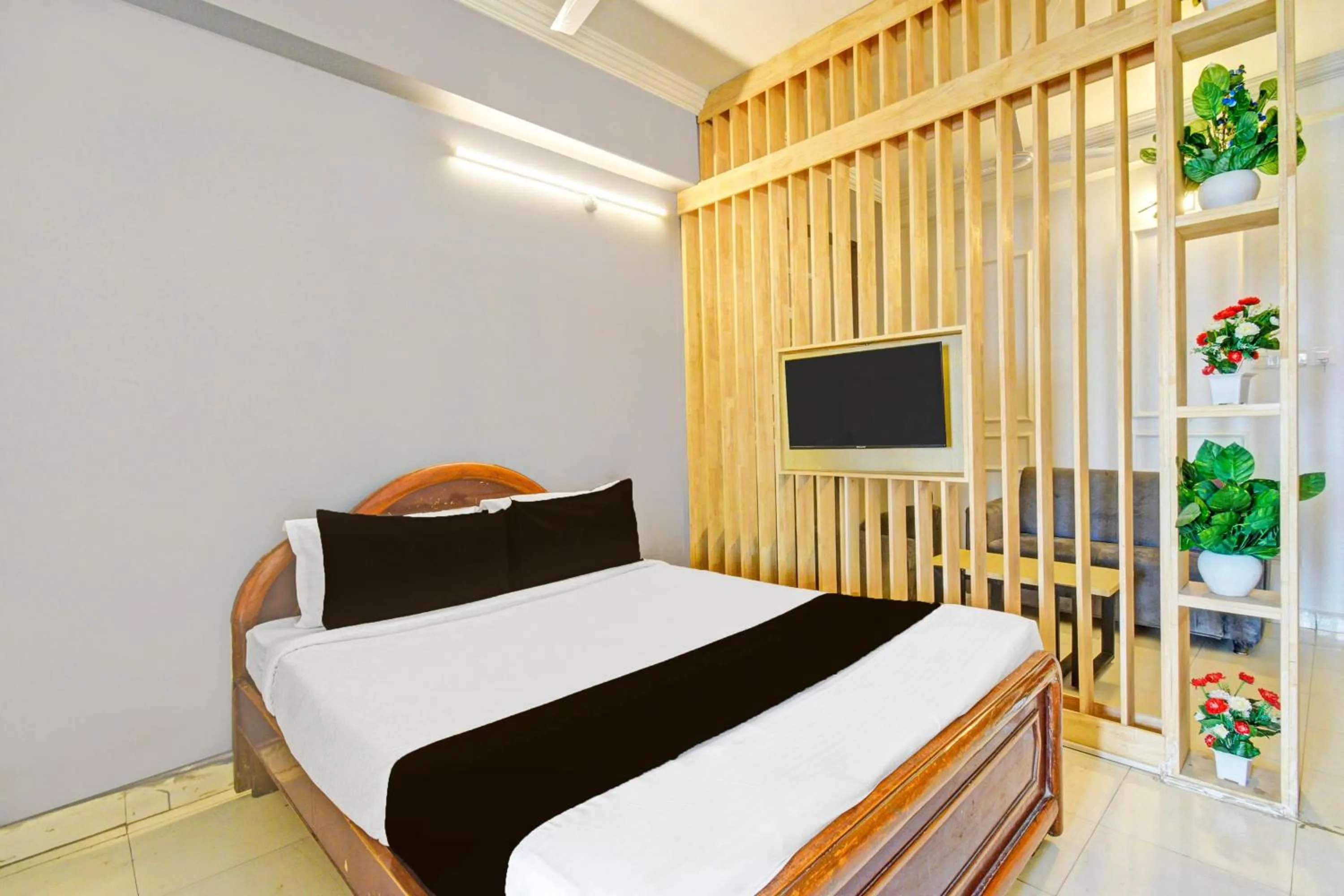 Bedroom in Hotel O Sahasra Residency Near Nexus Hyderabad